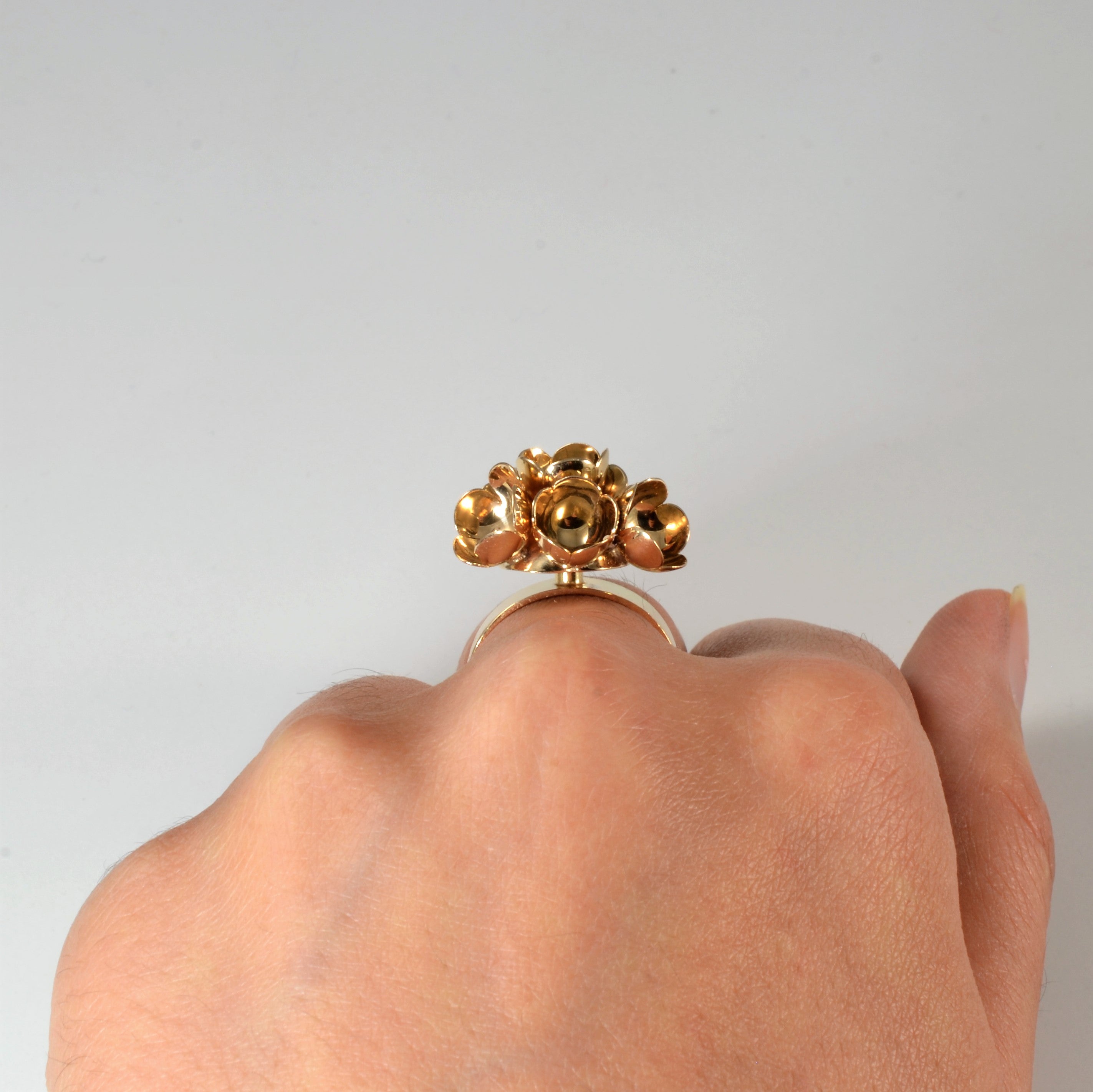Floral Gold Cocktail Ring | SZ 7.75 |