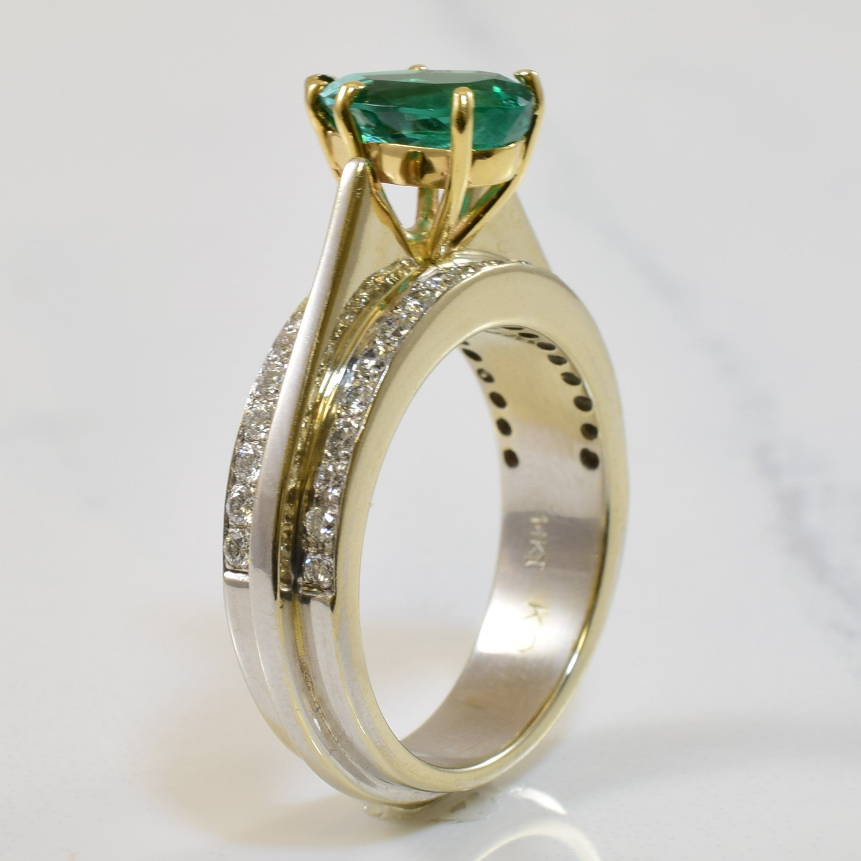 Bague de fiançailles émeraude et diamants | 1,25 ct, 0,46 ct au total | Taille 6,5 |