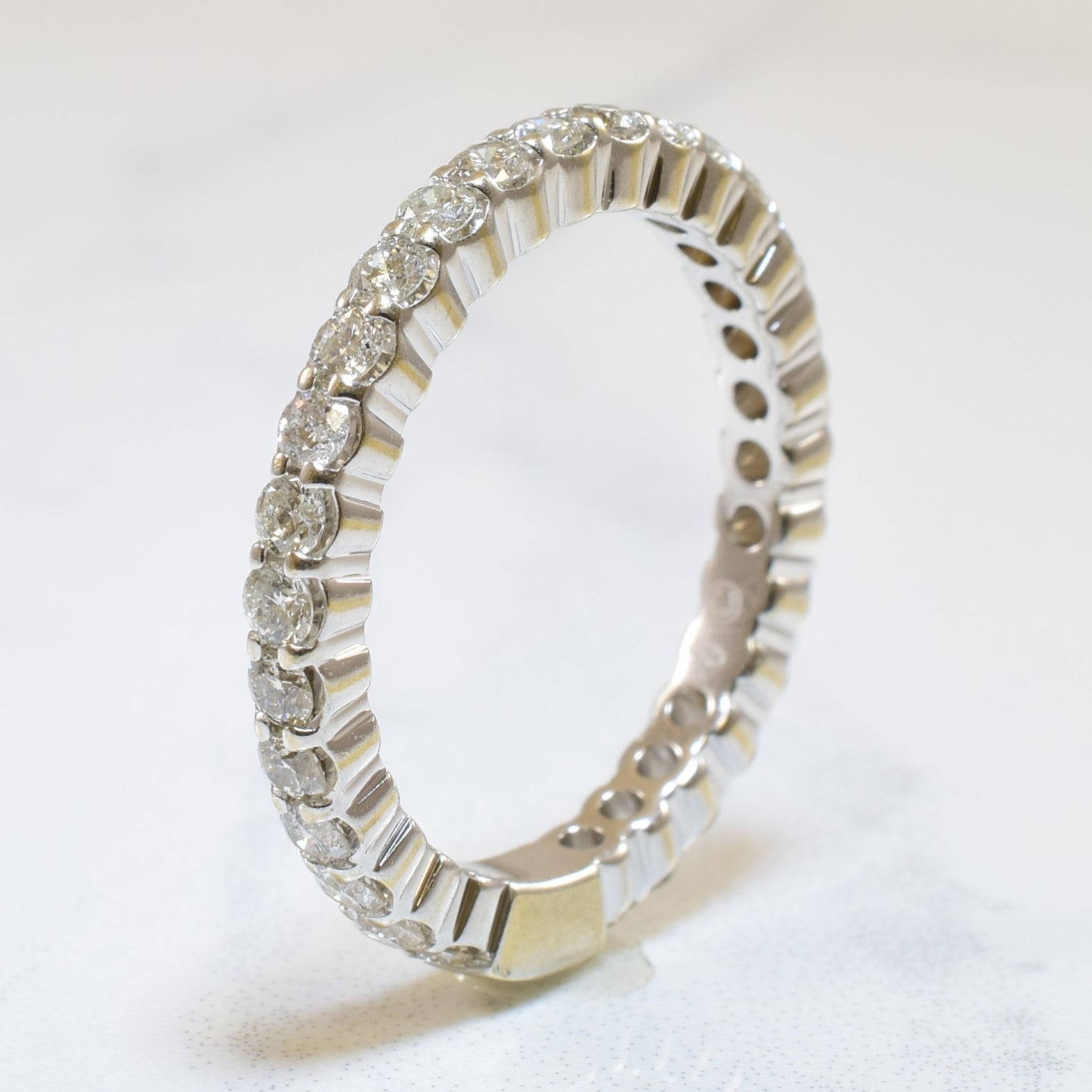 Diamond Eternity Band | 0.90ctw | SZ 7.75 |