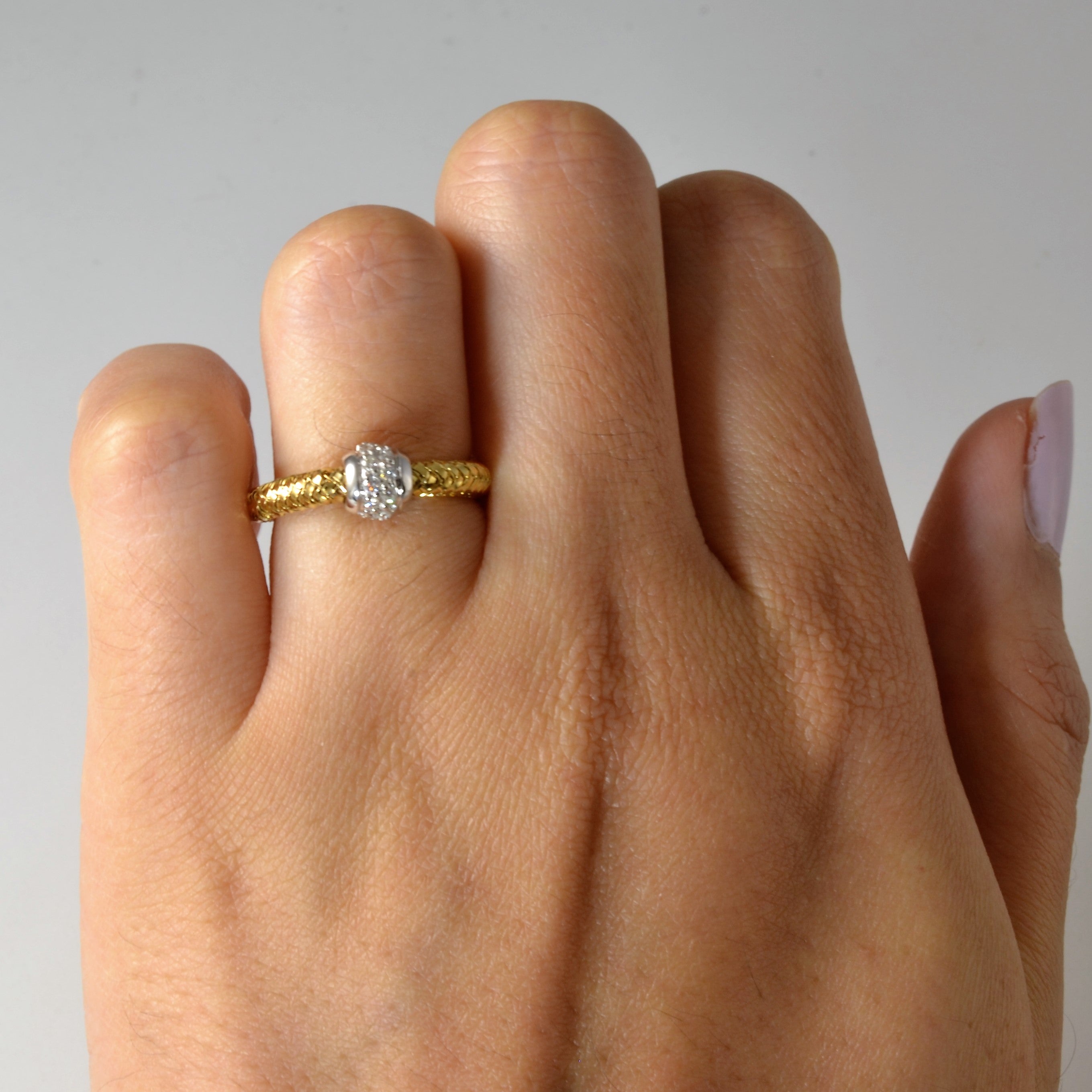 Cluster Diamond Wired Gold Ring | 0.075ctw | SZ 5.5 |