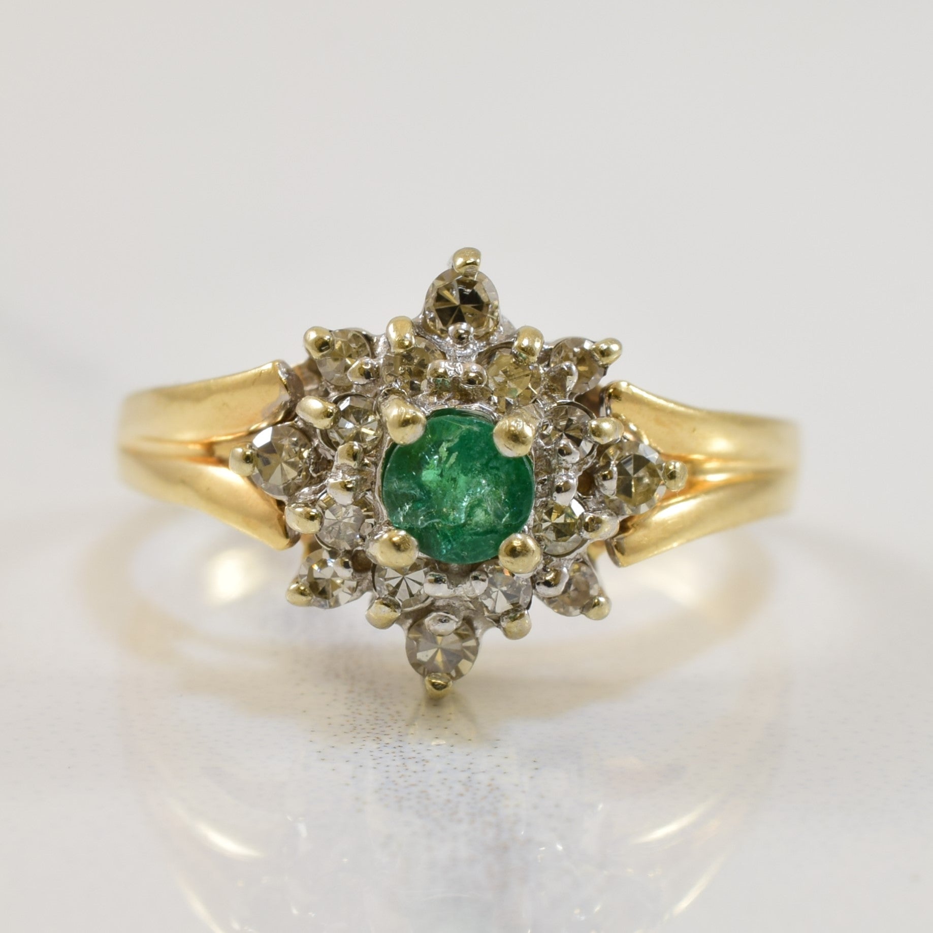 Emerald & Diamond Cluster Ring | 0.20ct, 0.15ctw | SZ 4.75 |