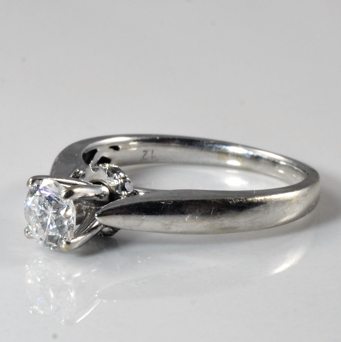 Spinning Diamond Detail Engagement Ring | 0.47ctw | SZ 5 |