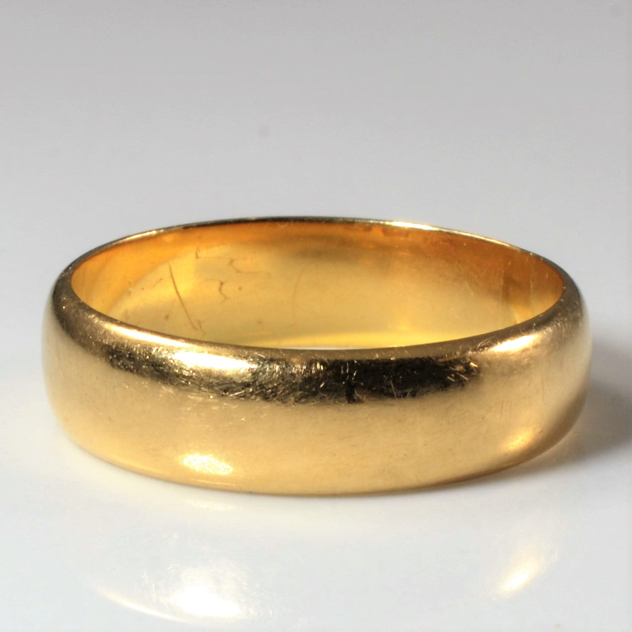 22k Yellow Gold Band | SZ 6.75 |
