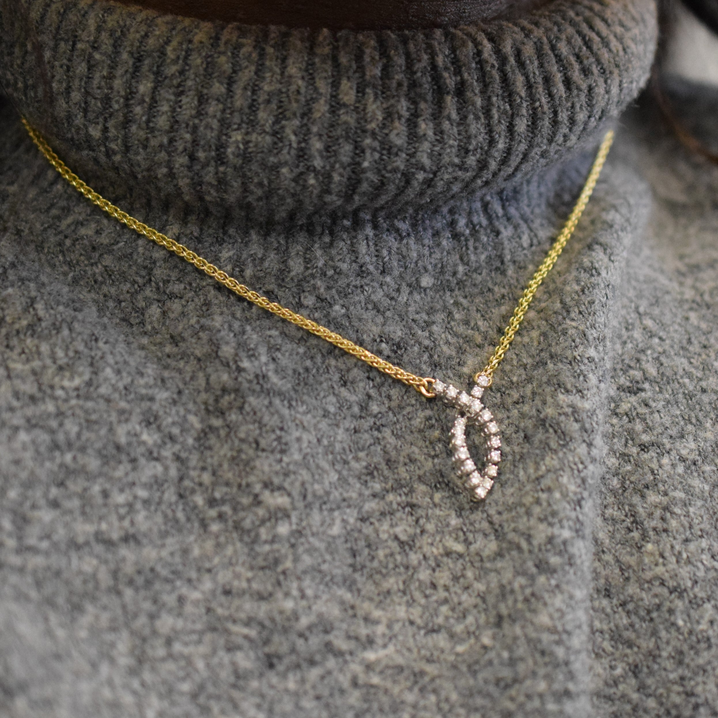 Pave Diamond Twist Necklace | 0.90ctw | 19" |