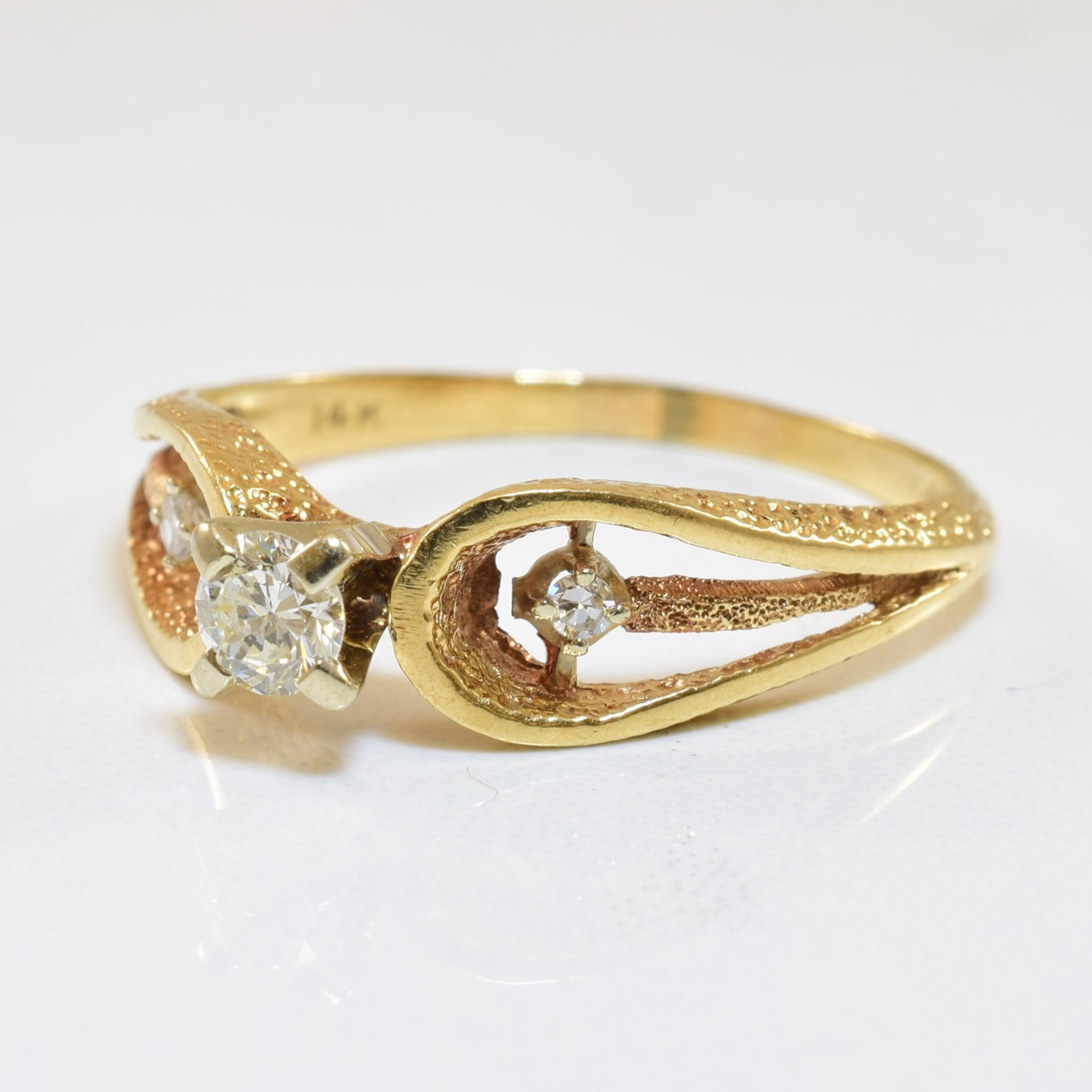 Bague en diamant texturée ajourée | 0,24 ct | Taille 8,25 |