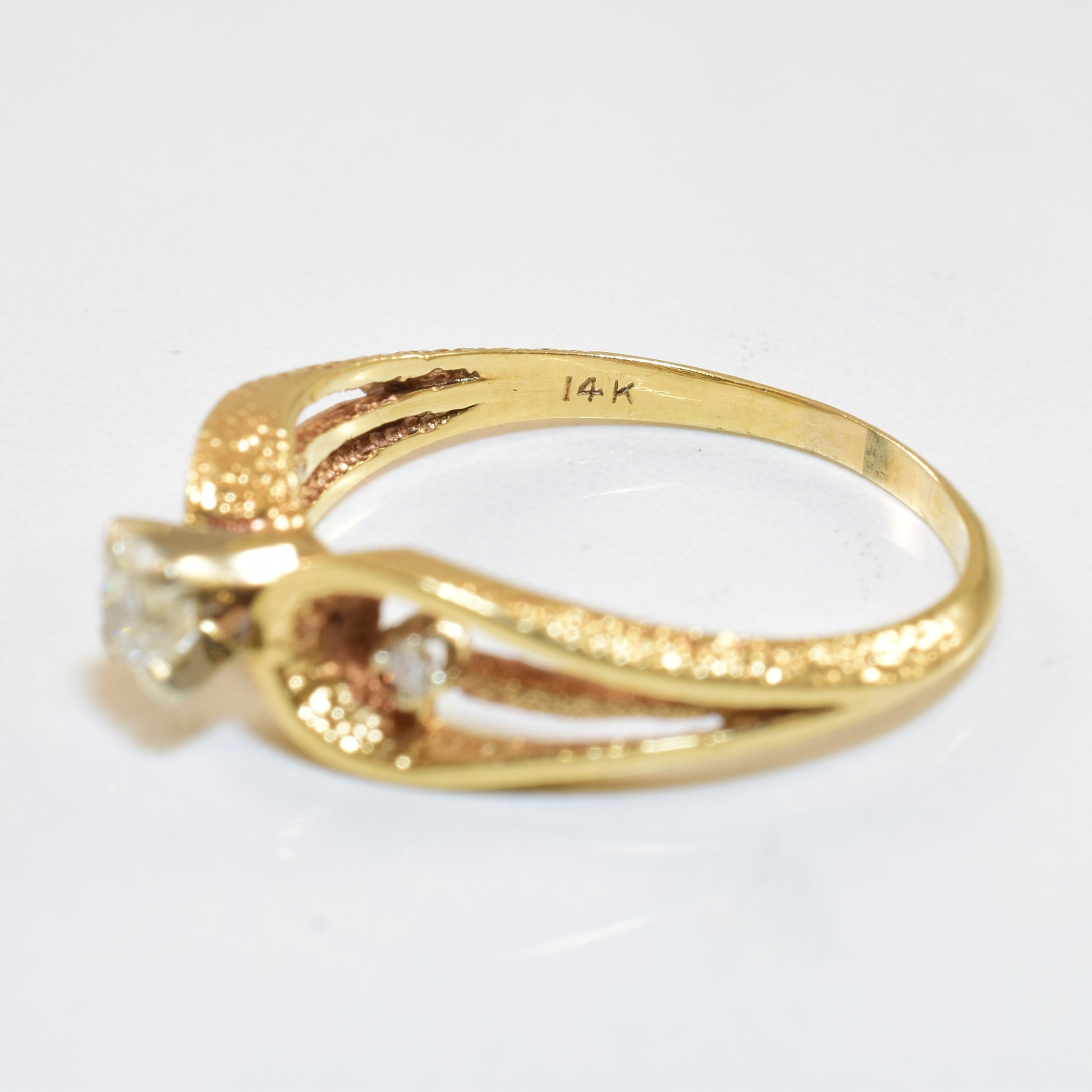 Bague en diamant texturée ajourée | 0,24 ct | Taille 8,25 |