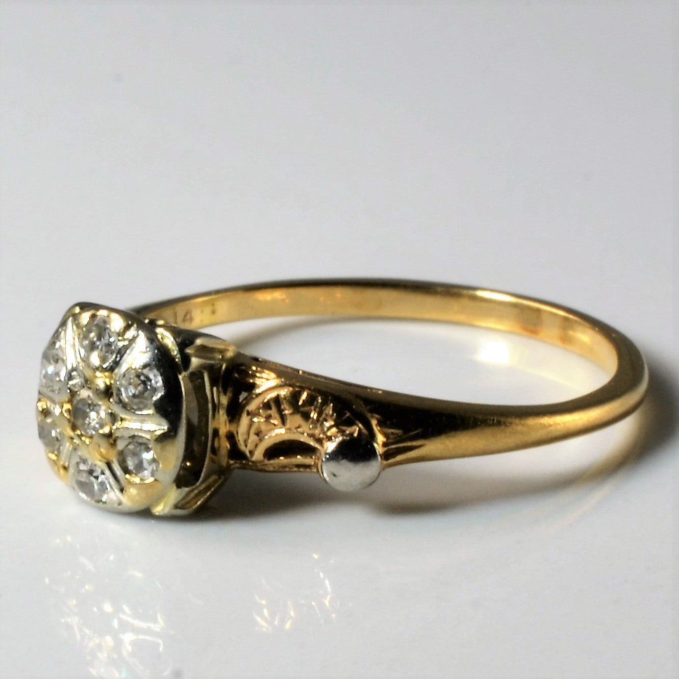 Retro Diamond Illusion Ring | 0.10ctw | SZ 7.25 |