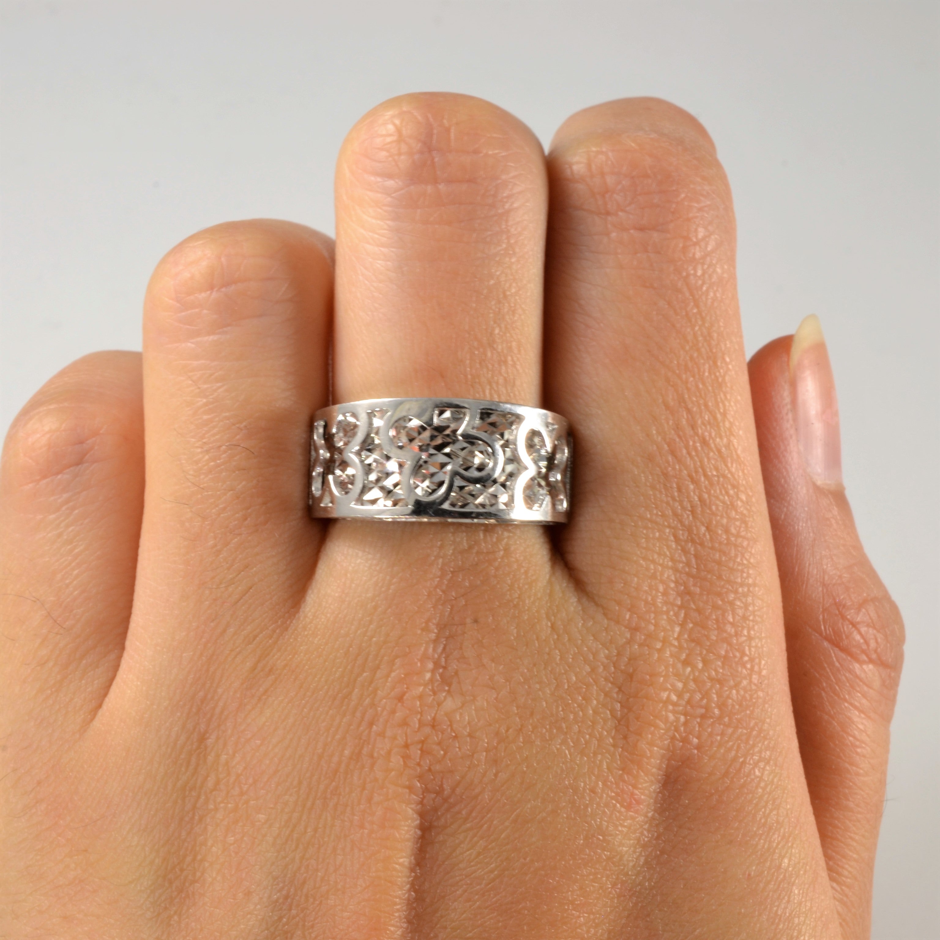 Diamond Cut White Gold Ring | SZ 8 |