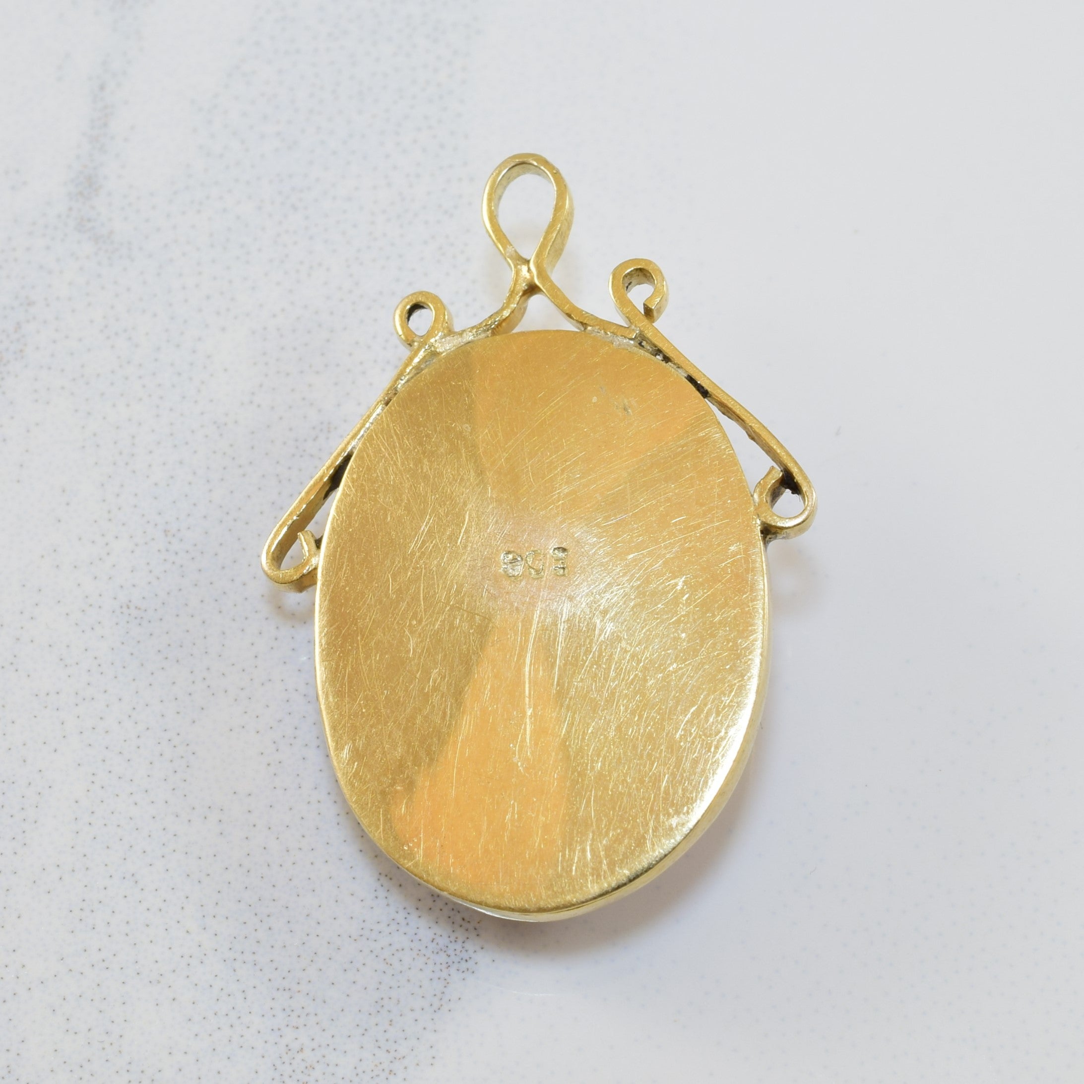 Art Nouveau Enamel Shell Cameo Pendant | 3.50ct |