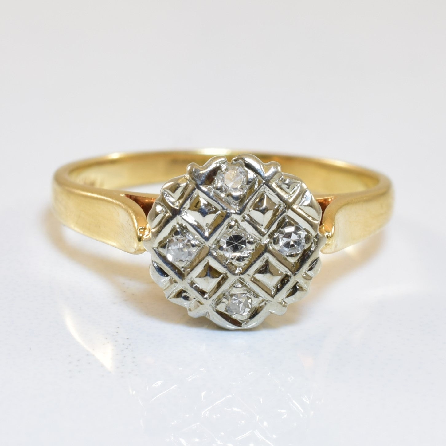 Bague sertie de diamants illusion | 0,05 ct | Taille 4,5 |
