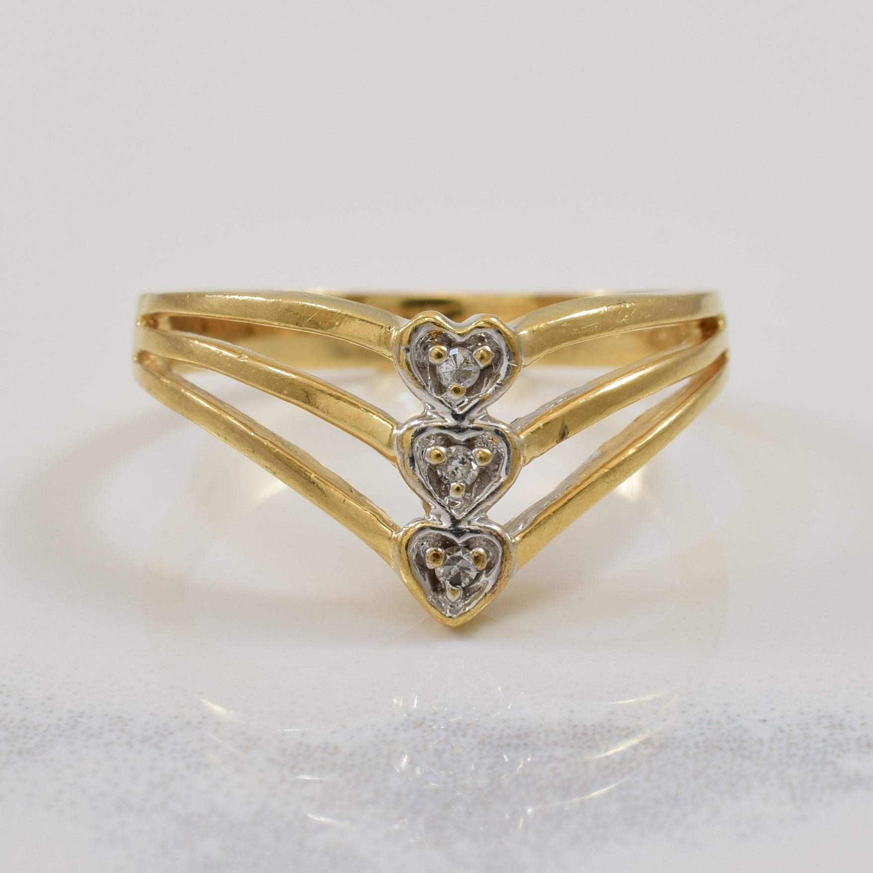 Diamond Chevron Split Shank Ring | 0.02ctw | SZ 6.25 |