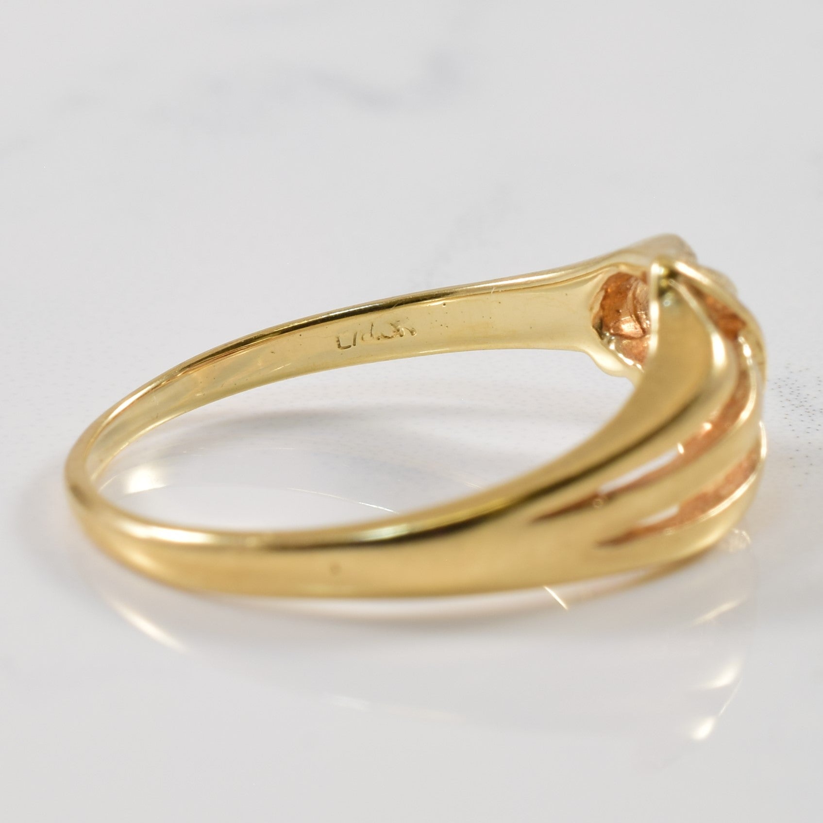 Yellow Gold Open Work Chevron Ring | SZ 6 |