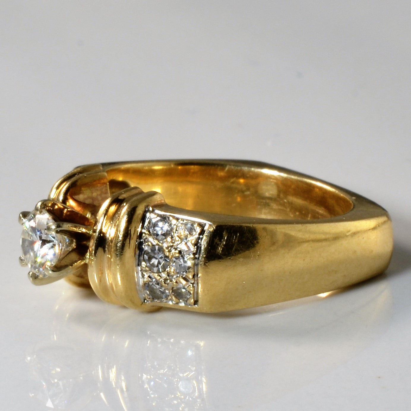 Pave Shouldered Diamond Engagement Ring | 0.60ctw | SZ 6.75 |