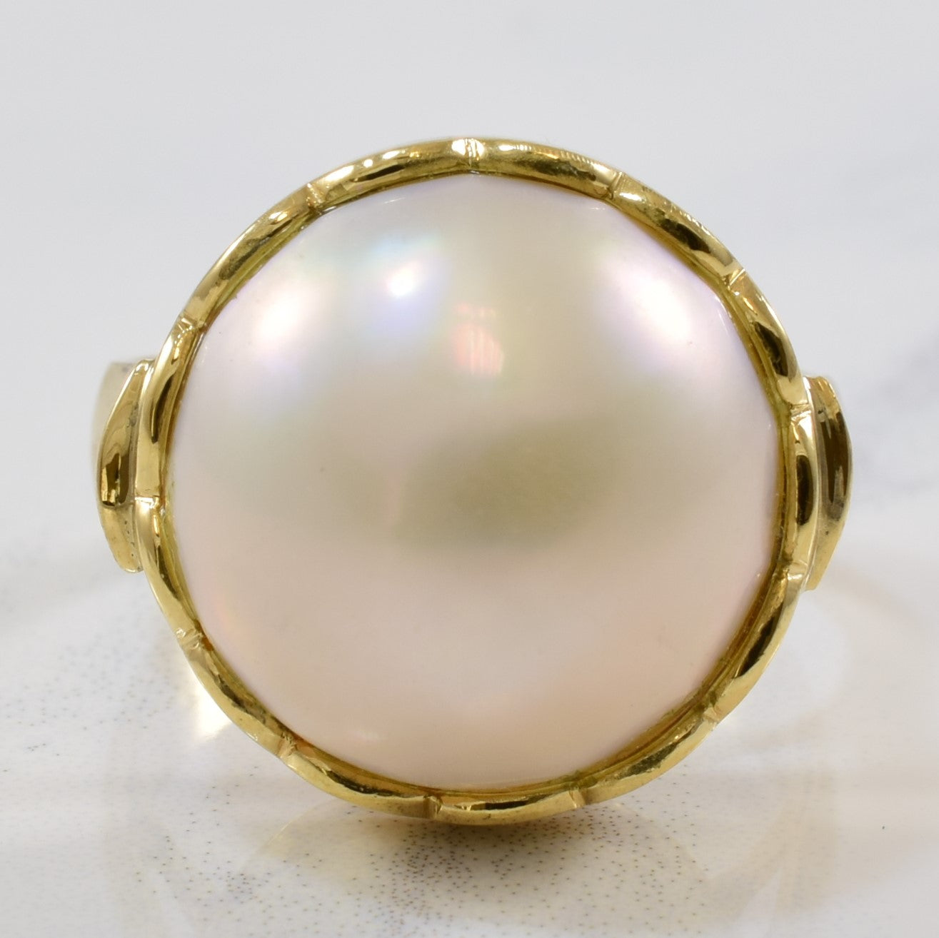 Mabe Pearl Dome Ring | 14.00ct | SZ 8 |