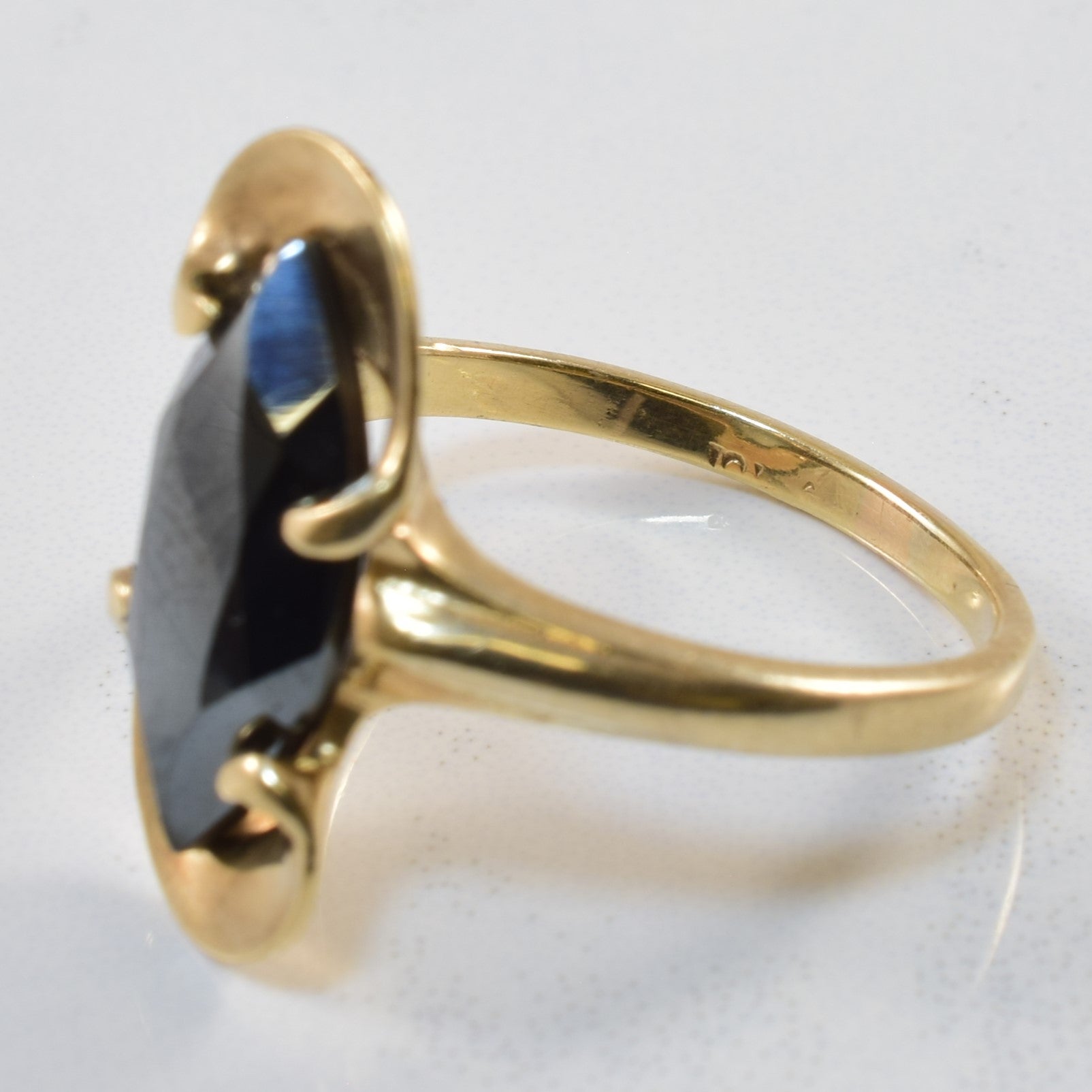 Marquise Hematite Ring | 4.00ct | SZ 7.5 |