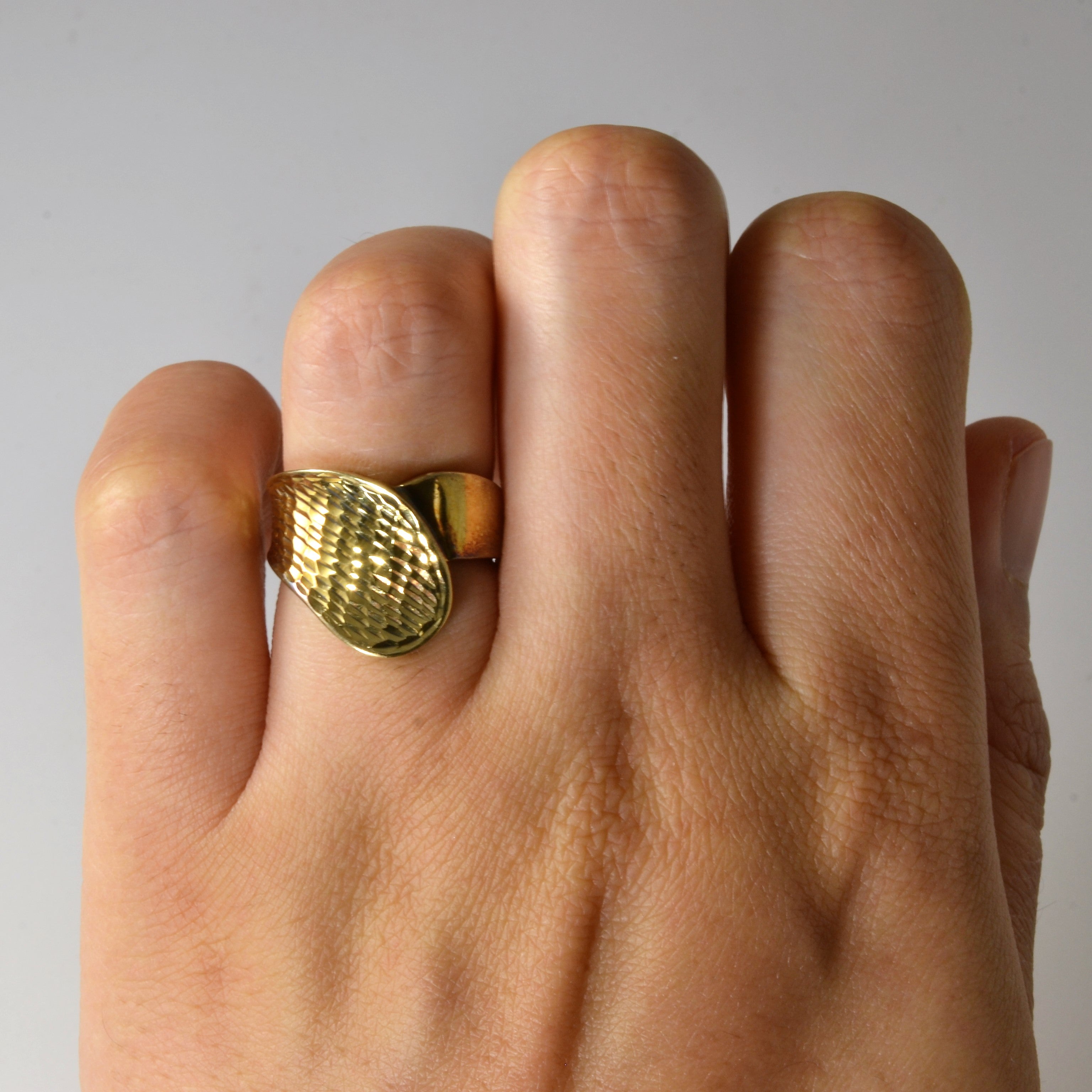 Textured Chevron Ring | SZ 5 |