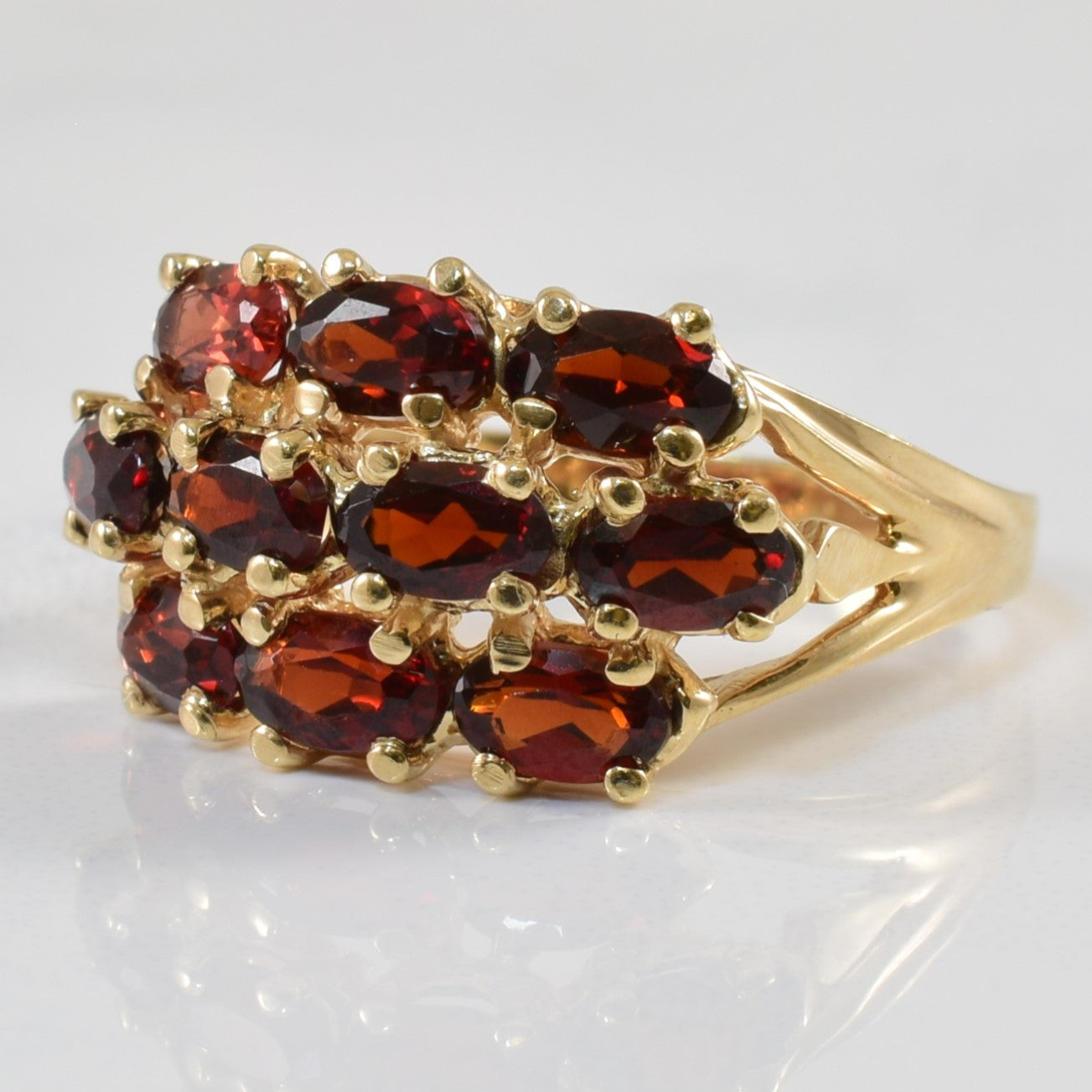 Garnet Cluster Split Shank Ring | 2.40ctw | SZ 7 |