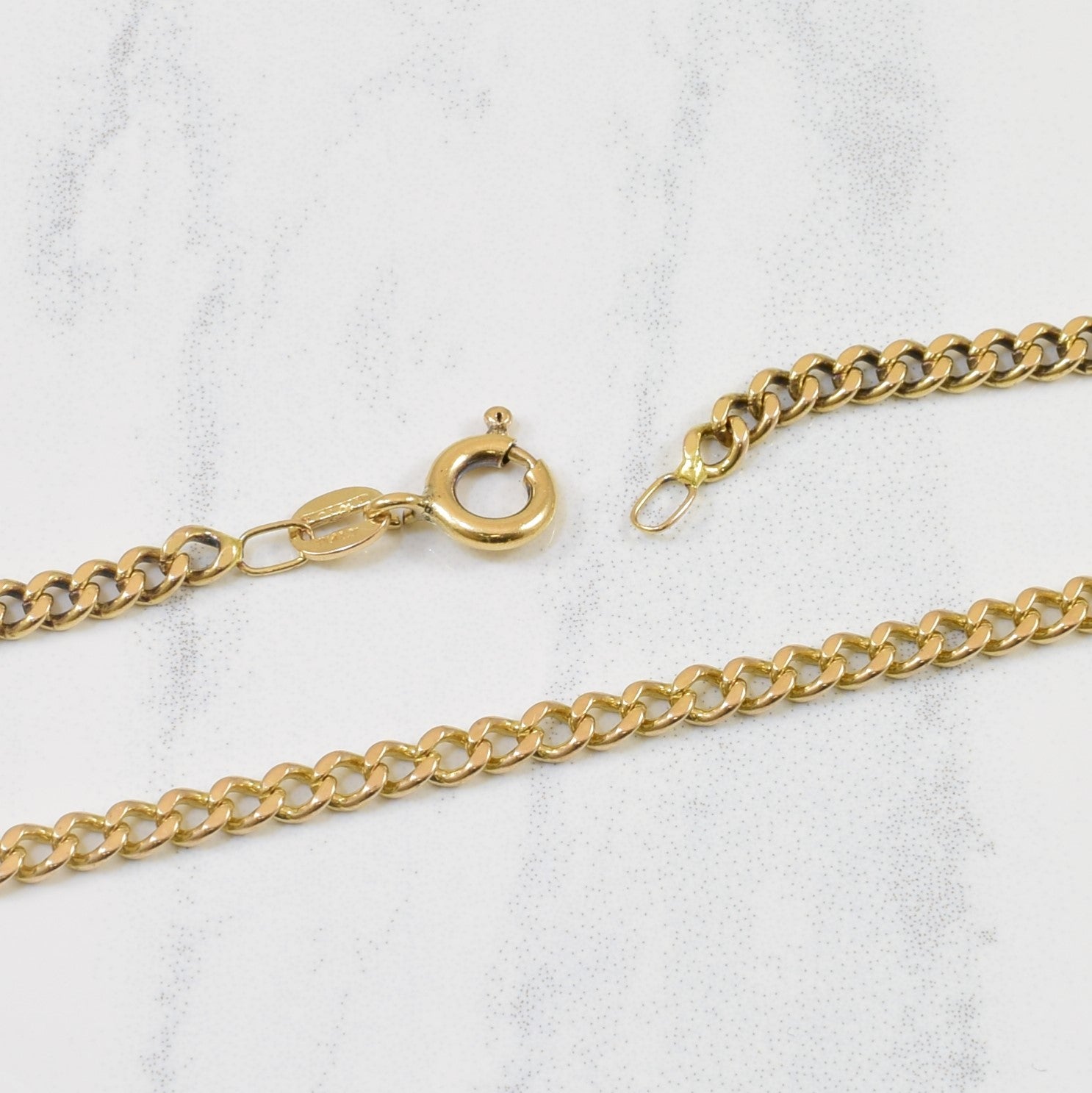 9k Yellow Gold Curb Chain | 16" |
