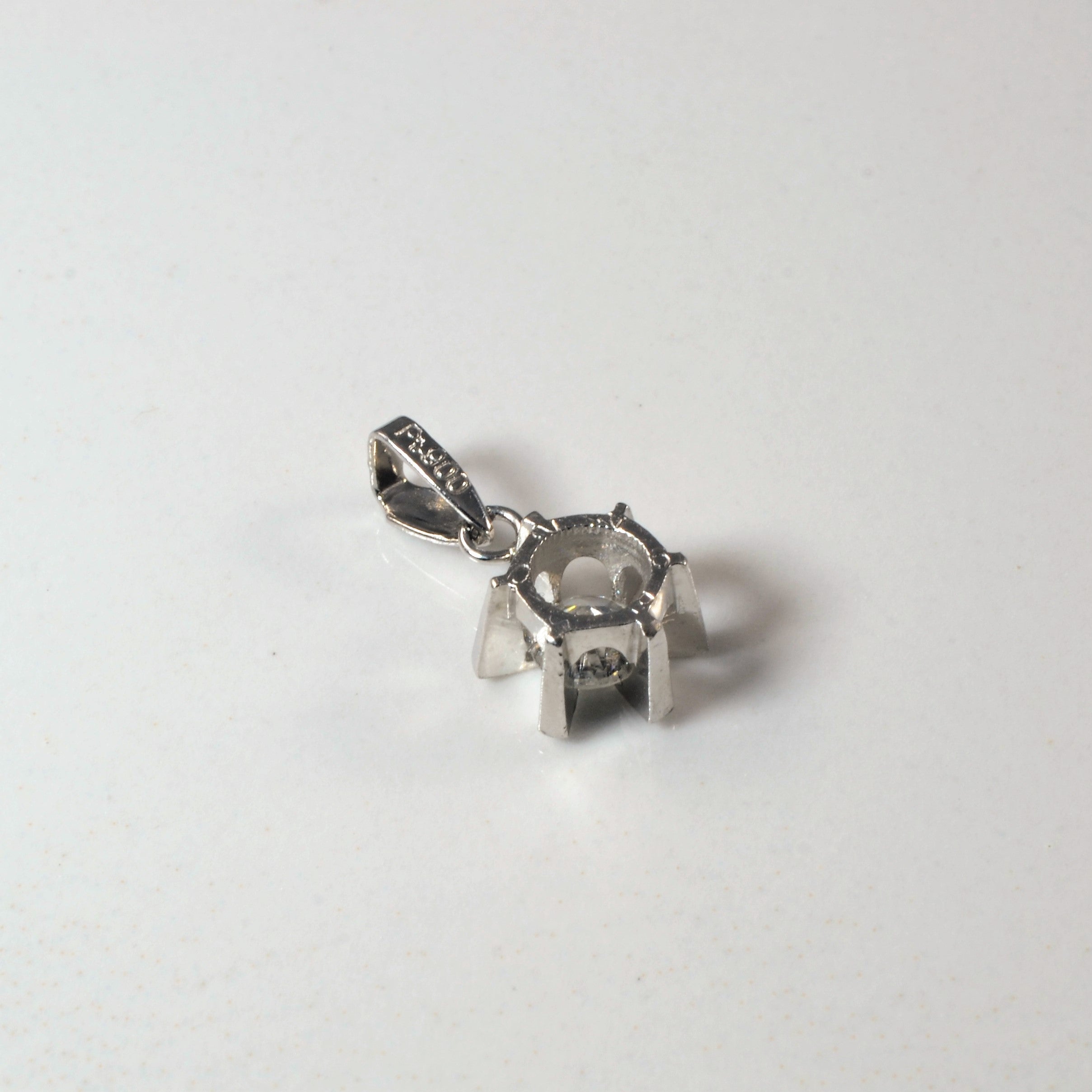 Old European Solitaire Diamond Pendant | 0.22ct |