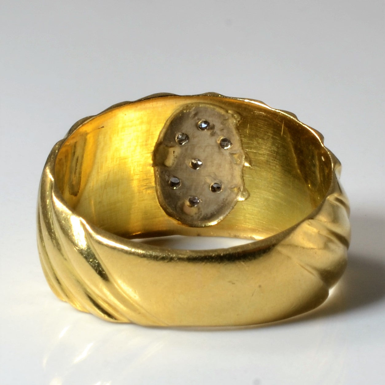 Oval Cluster Gold Ring | 0.05ctw | SZ 7.25 |