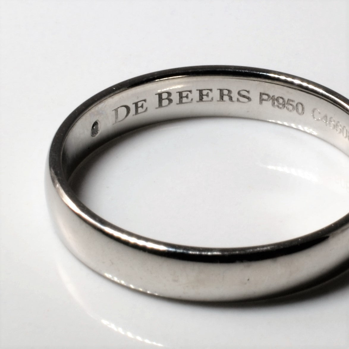 De Beers' Platinum Wedding Band | SZ 11 |