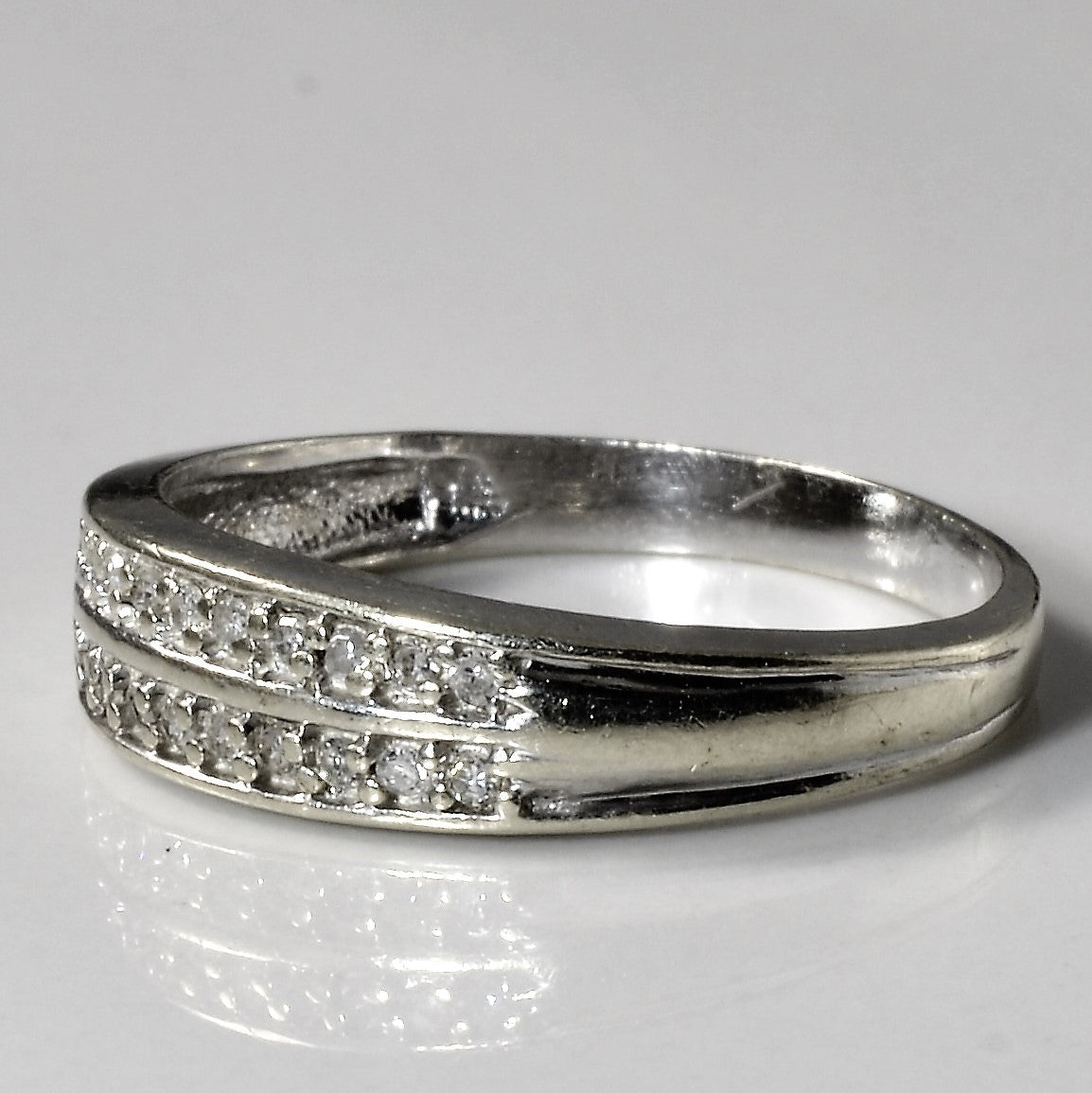 Double Row Diamond Ring | 0.10ctw | SZ 7.25 |