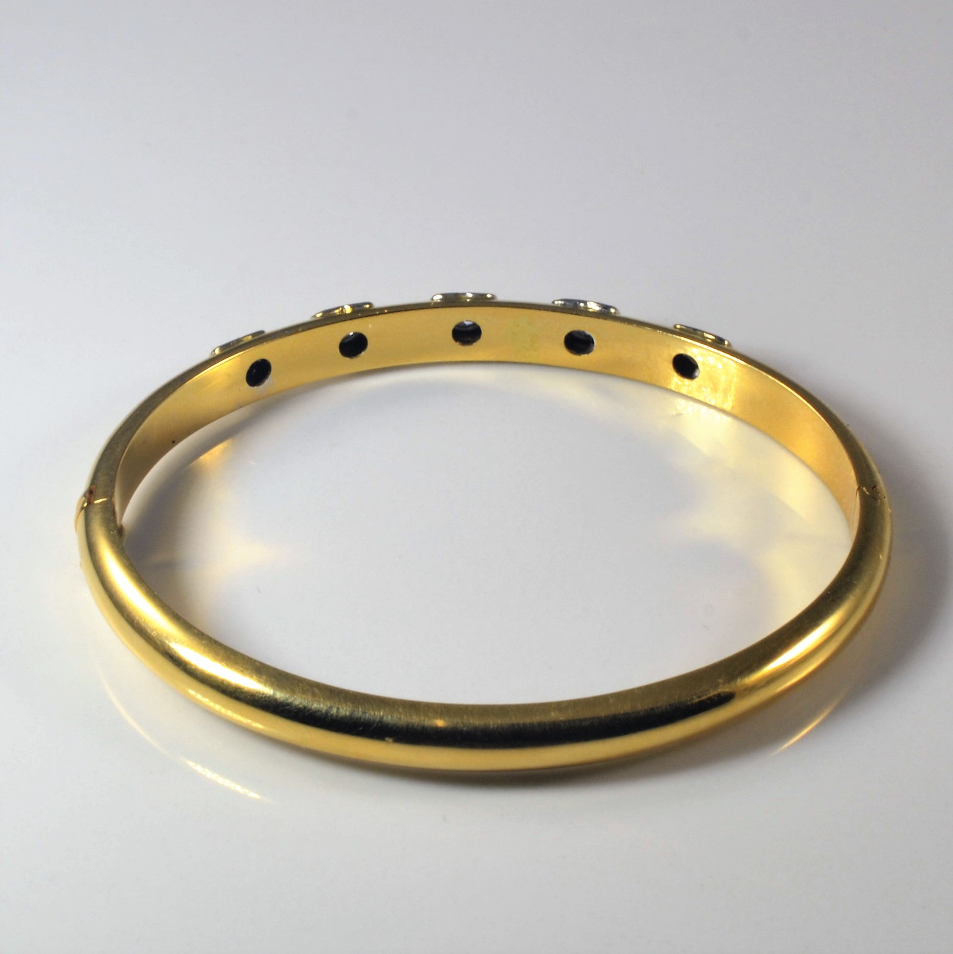Gypsy Set Diamond Bangle | 0.66ctw | 6" |