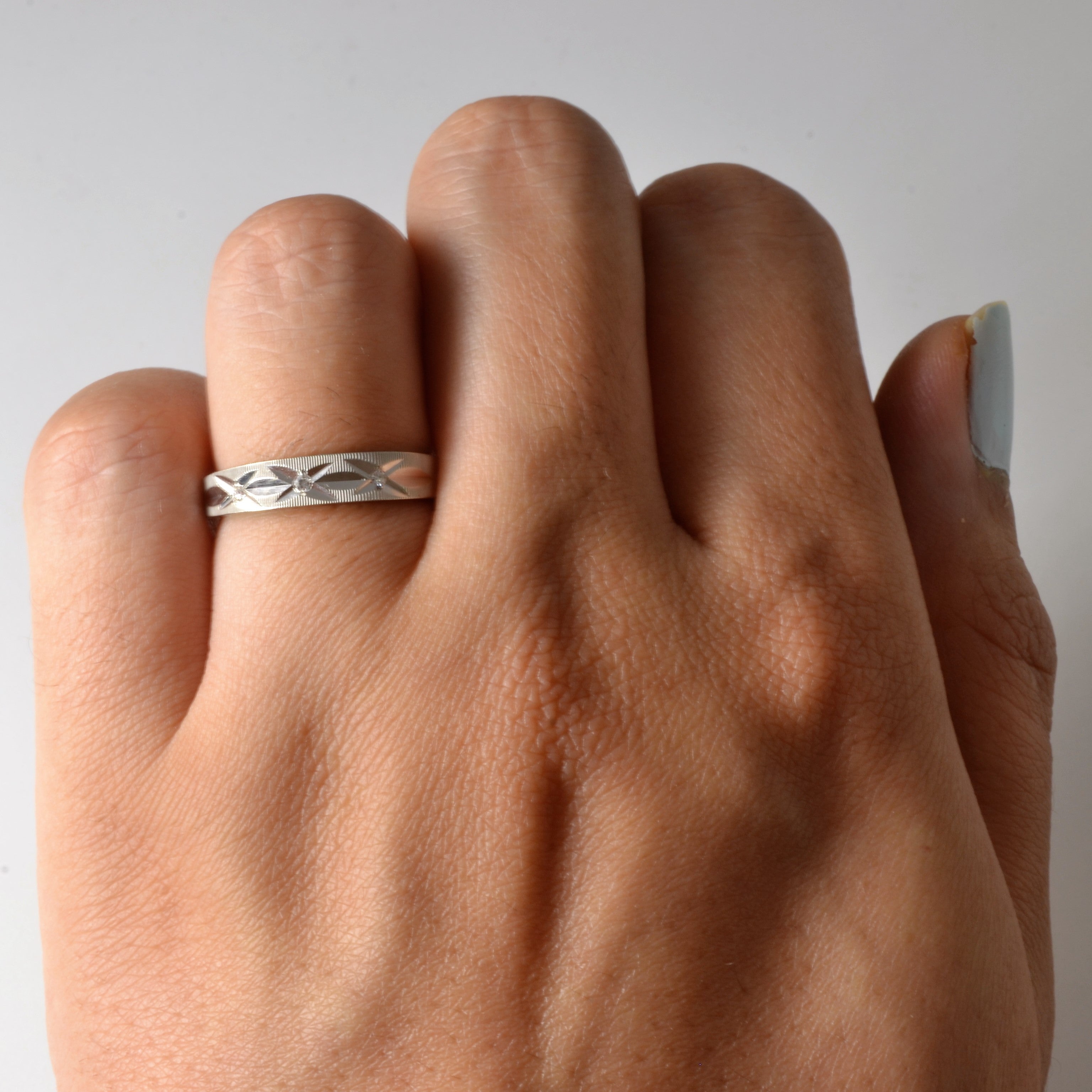 Three Stone Diamond Textured Band | SZ 5.75 |
