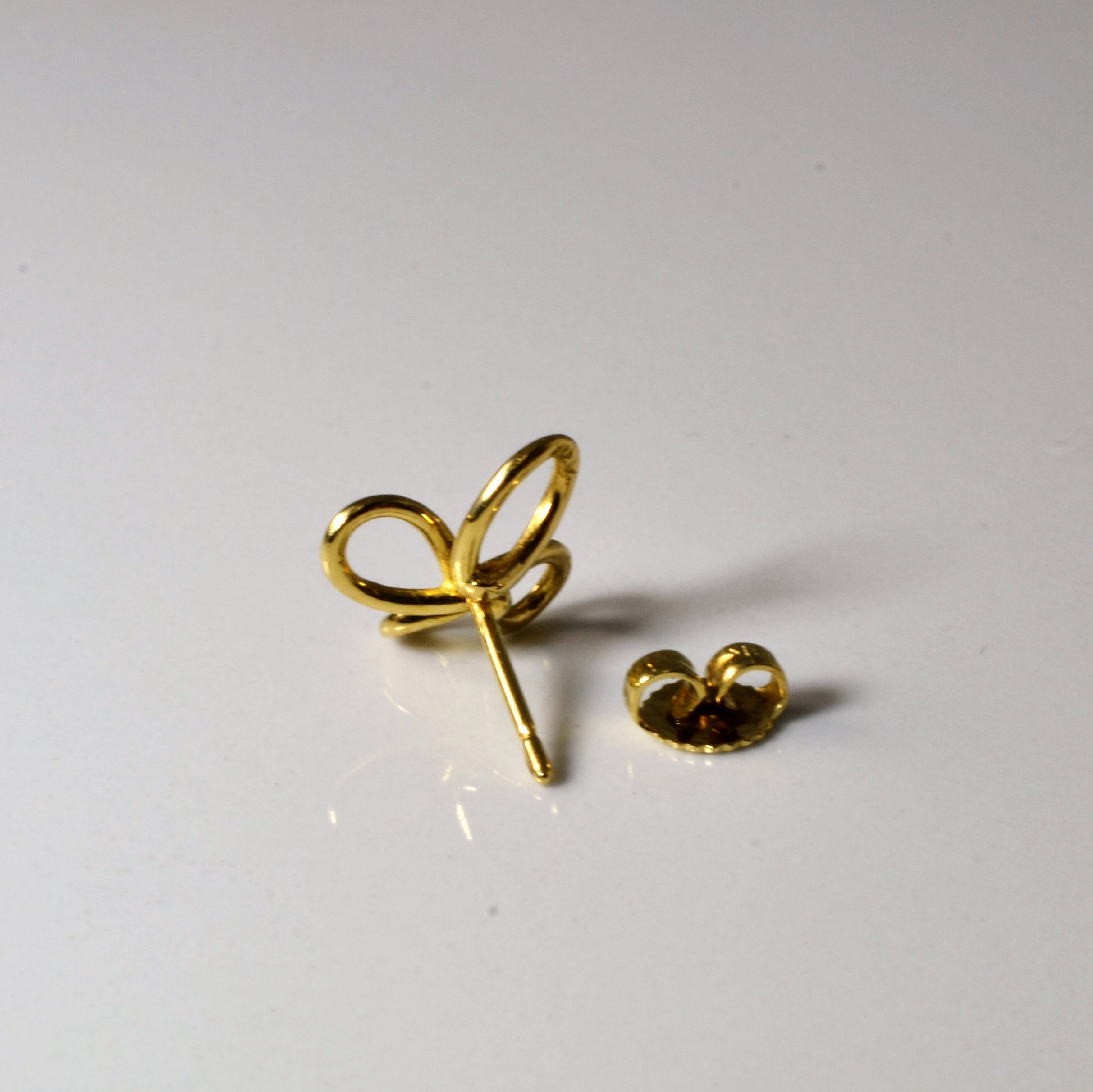 Boucles d'oreilles à clous florales abstraites |