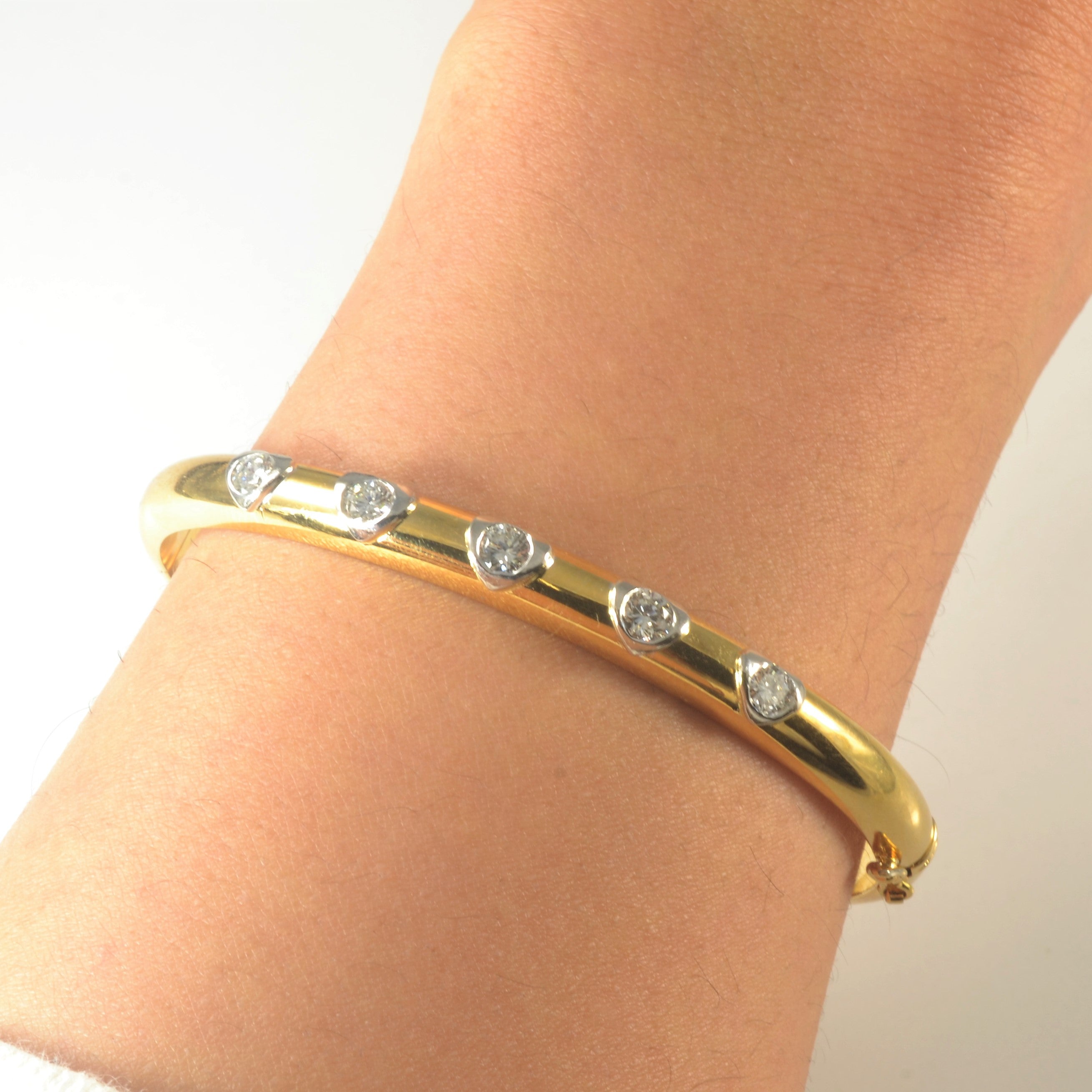 Gypsy Set Diamond Bangle | 0.66ctw | 6" |