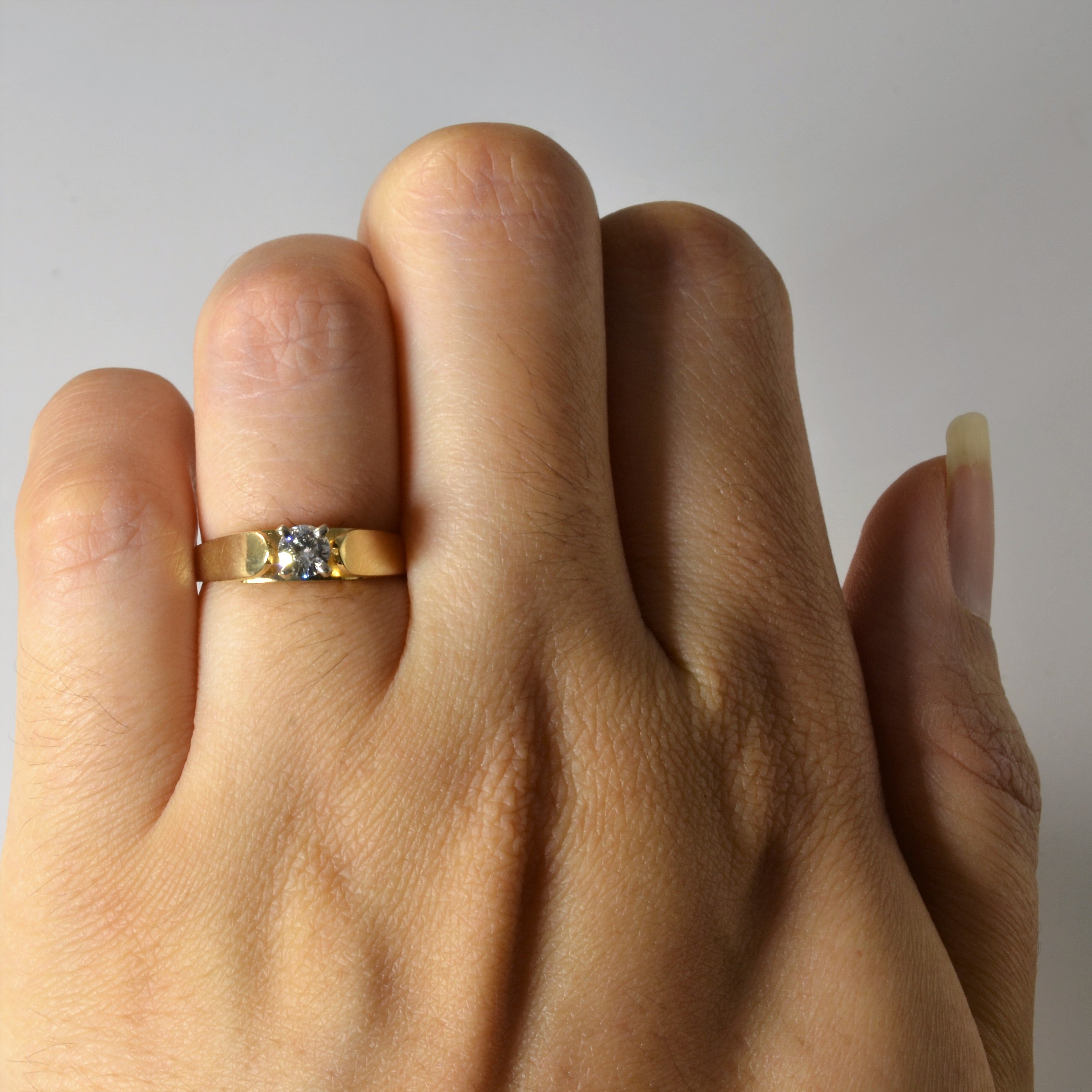 Bague solitaire en or jaune avec diamant | 0,21 ct | Taille 4 |