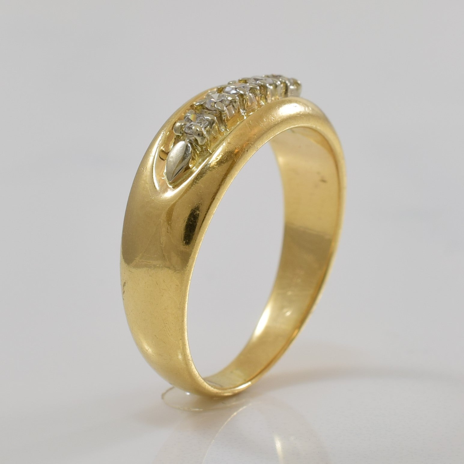 Five Stone Diamond Ring | 0.10ctw | SZ 7.5 |