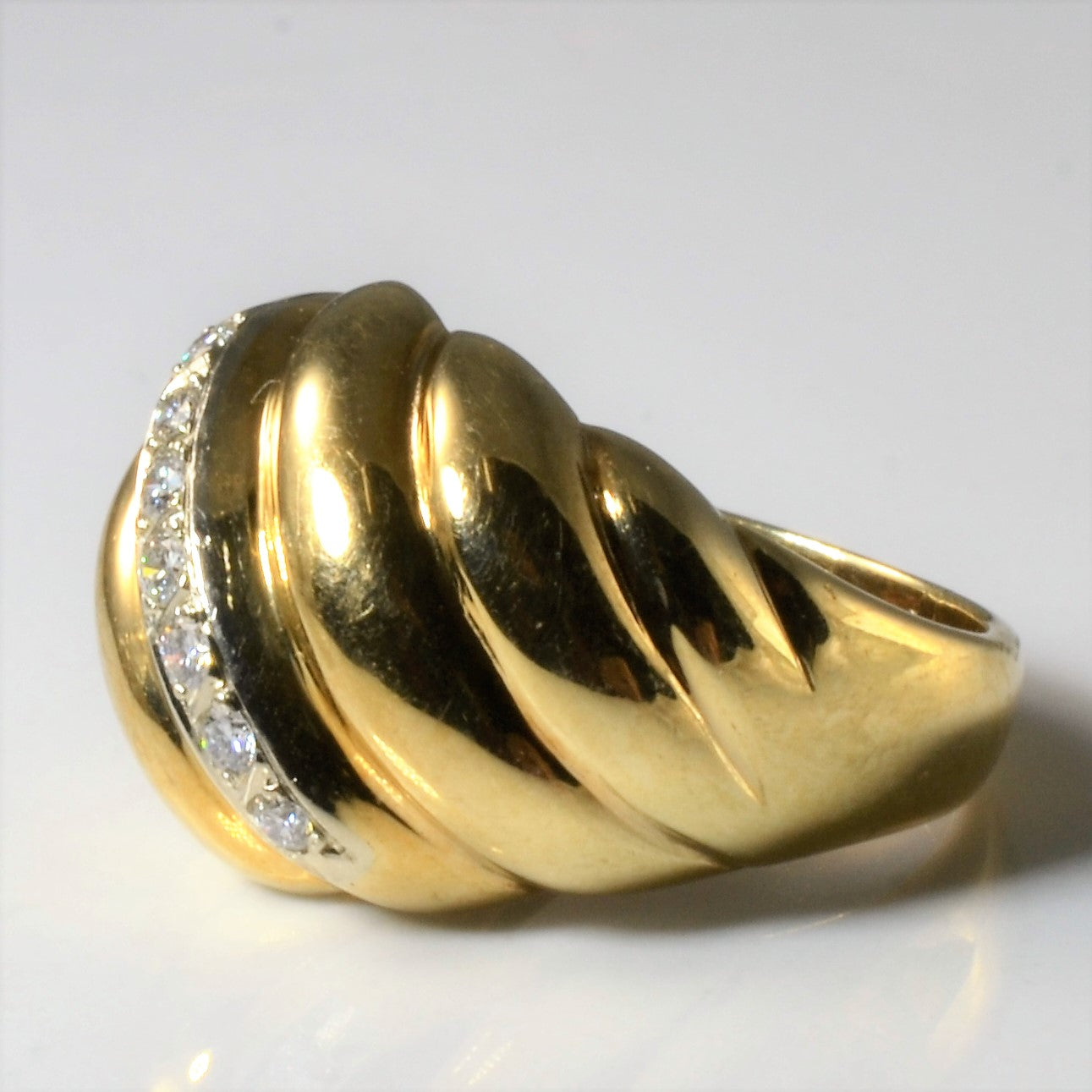 Diamond Croissant Ring | 0.14ctw | SZ 6.25 |
