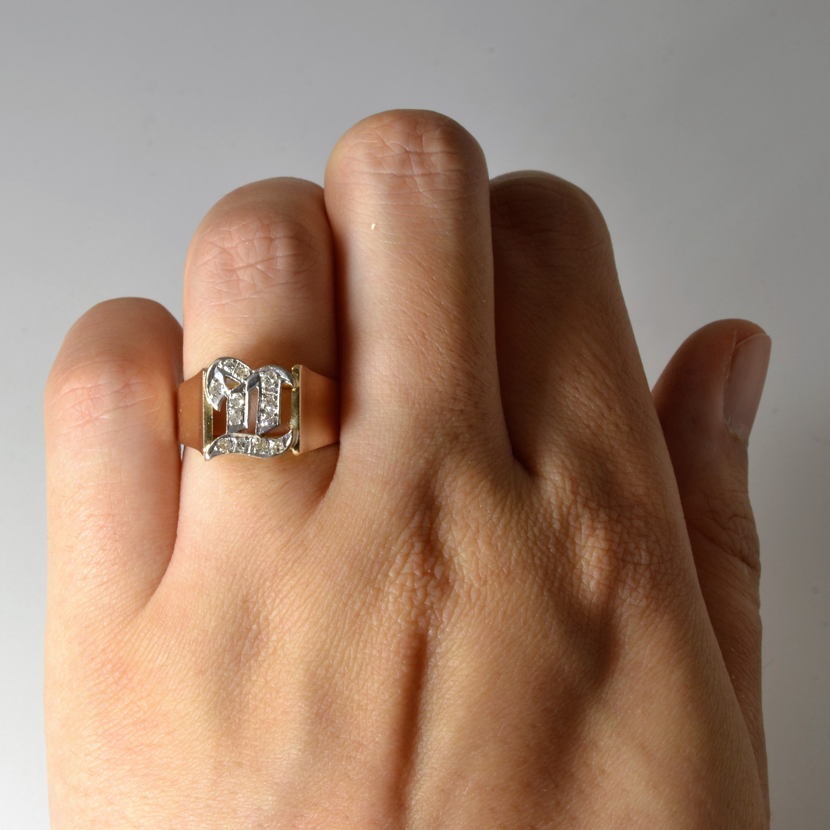 Diamond Signet Ring | 0.18ctw | SZ 5.75 |