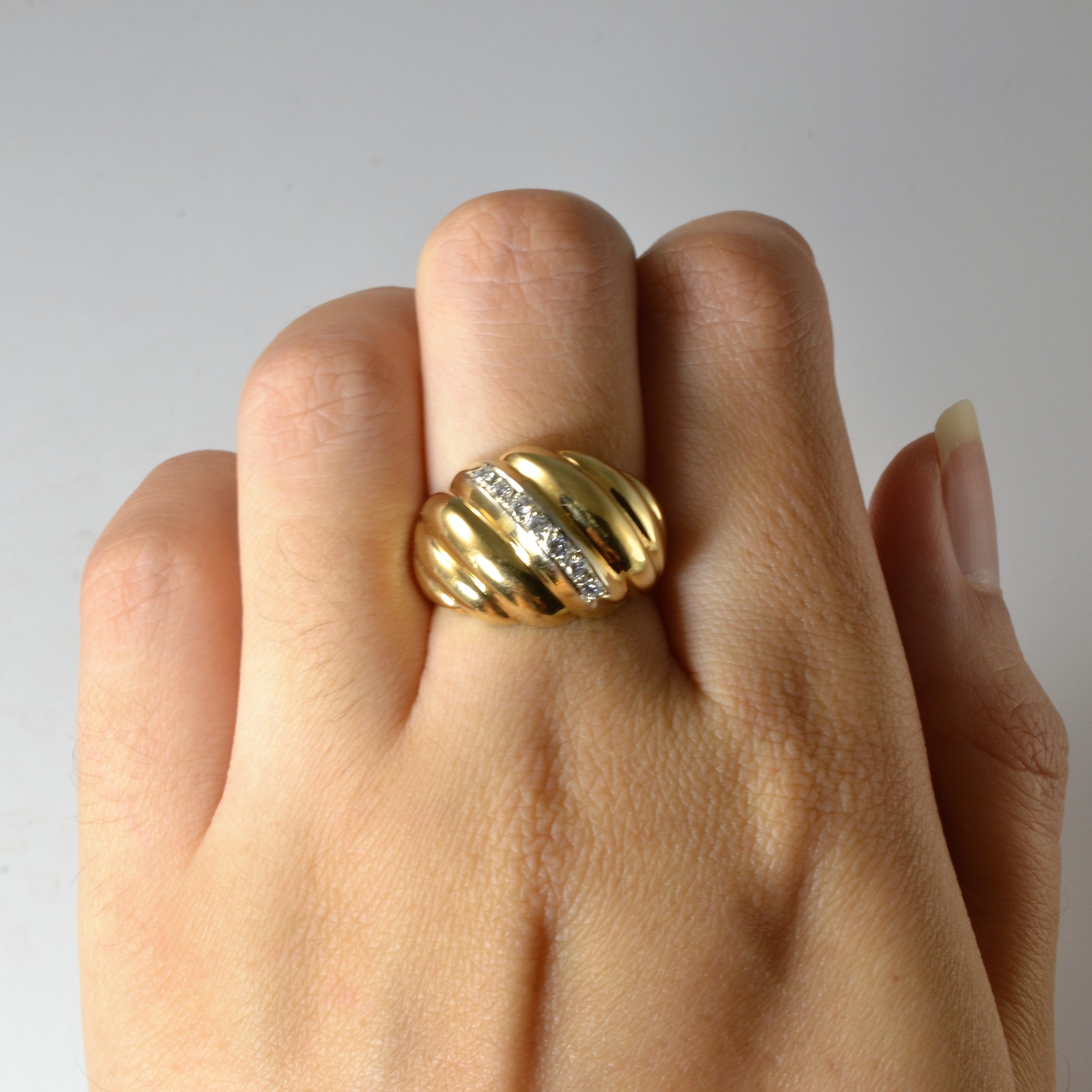 Bague croissant en diamant | 0,14 ct | Taille 6,25 |