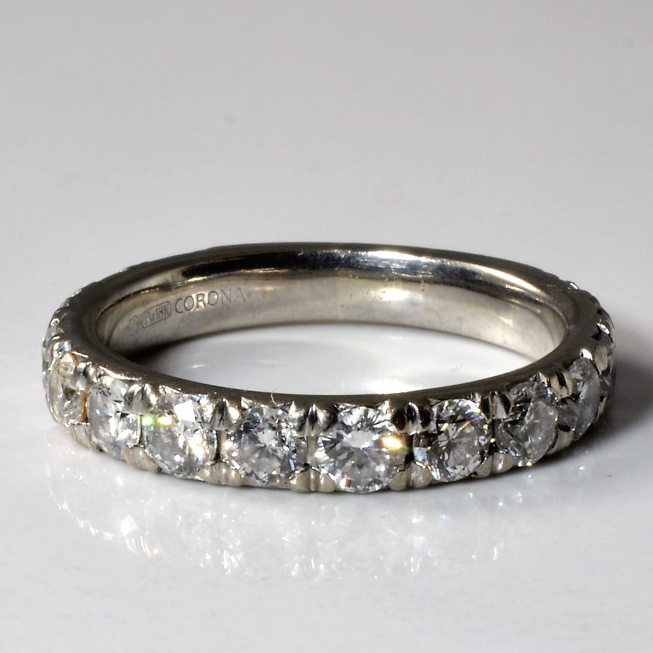 Alliance trois quarts sertie de diamants pavés | 2,00 ct | Taille 8 |