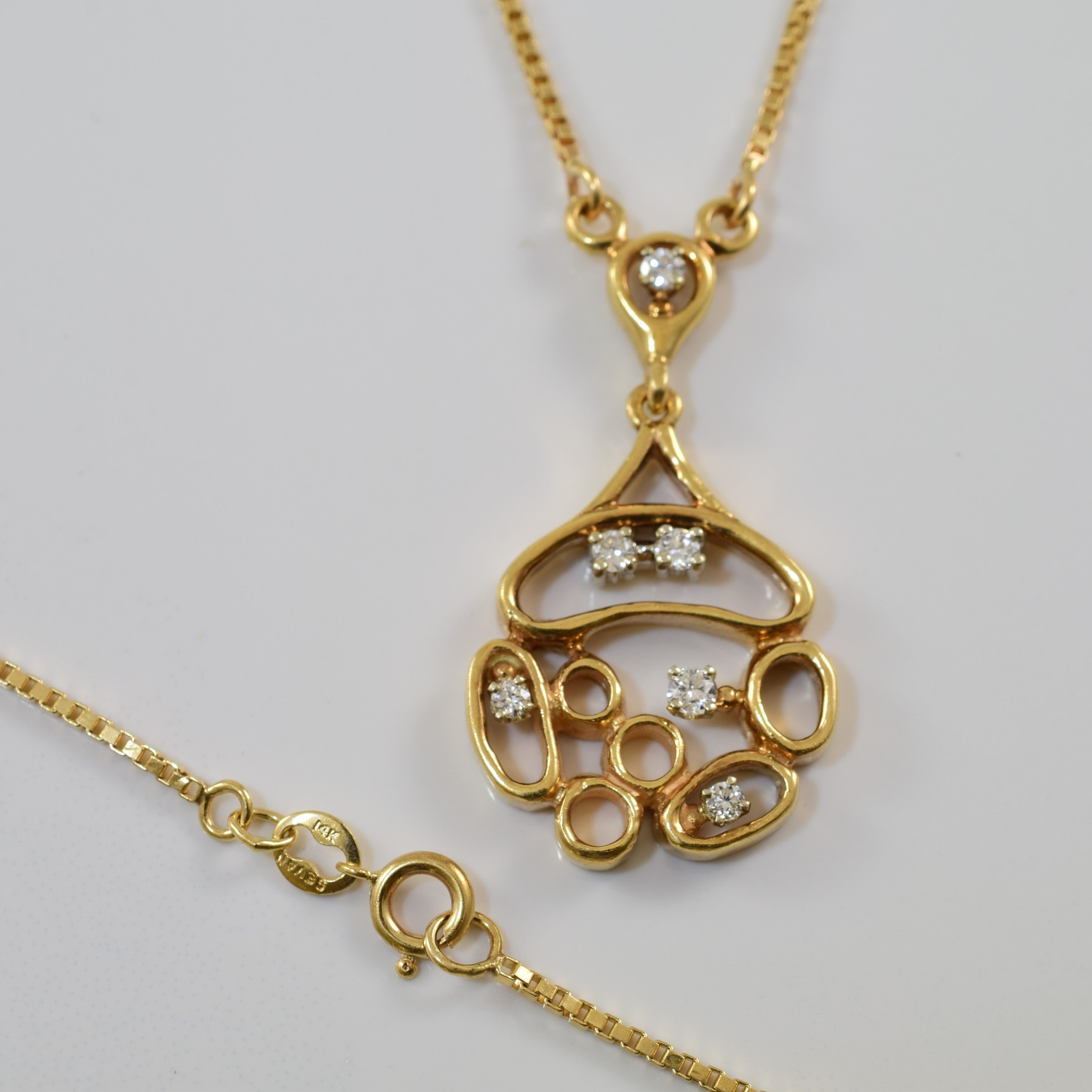 Abstract Diamond Necklace | 0.18ctw | 16" |