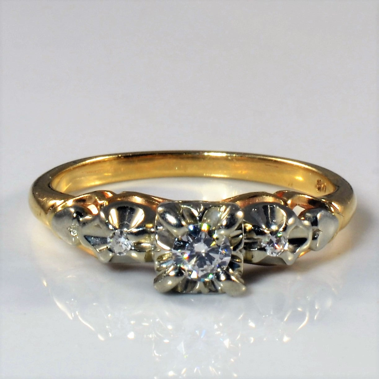 Retro Three Stone Diamond Ring | 0.16ctw | SZ 6.75 |