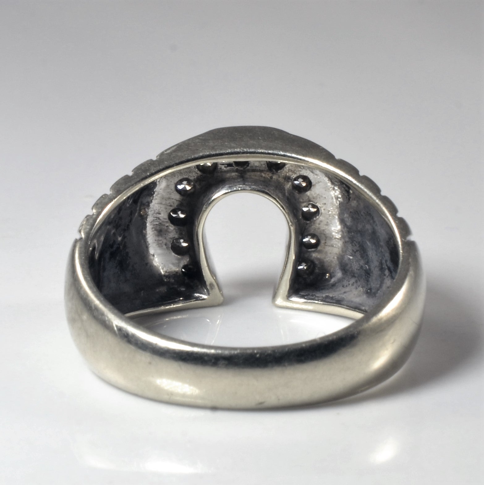 Diamond Horseshoe Ring | 0.15ctw | SZ 8.75 |