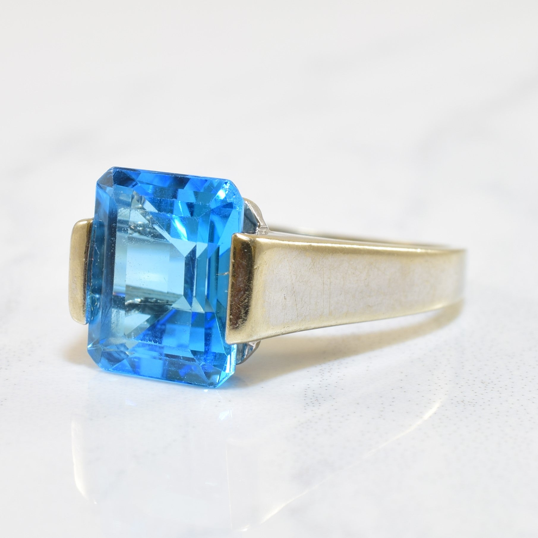 Bague cocktail solitaire en topaze bleue | 4,00 ct | Taille 5,25 |