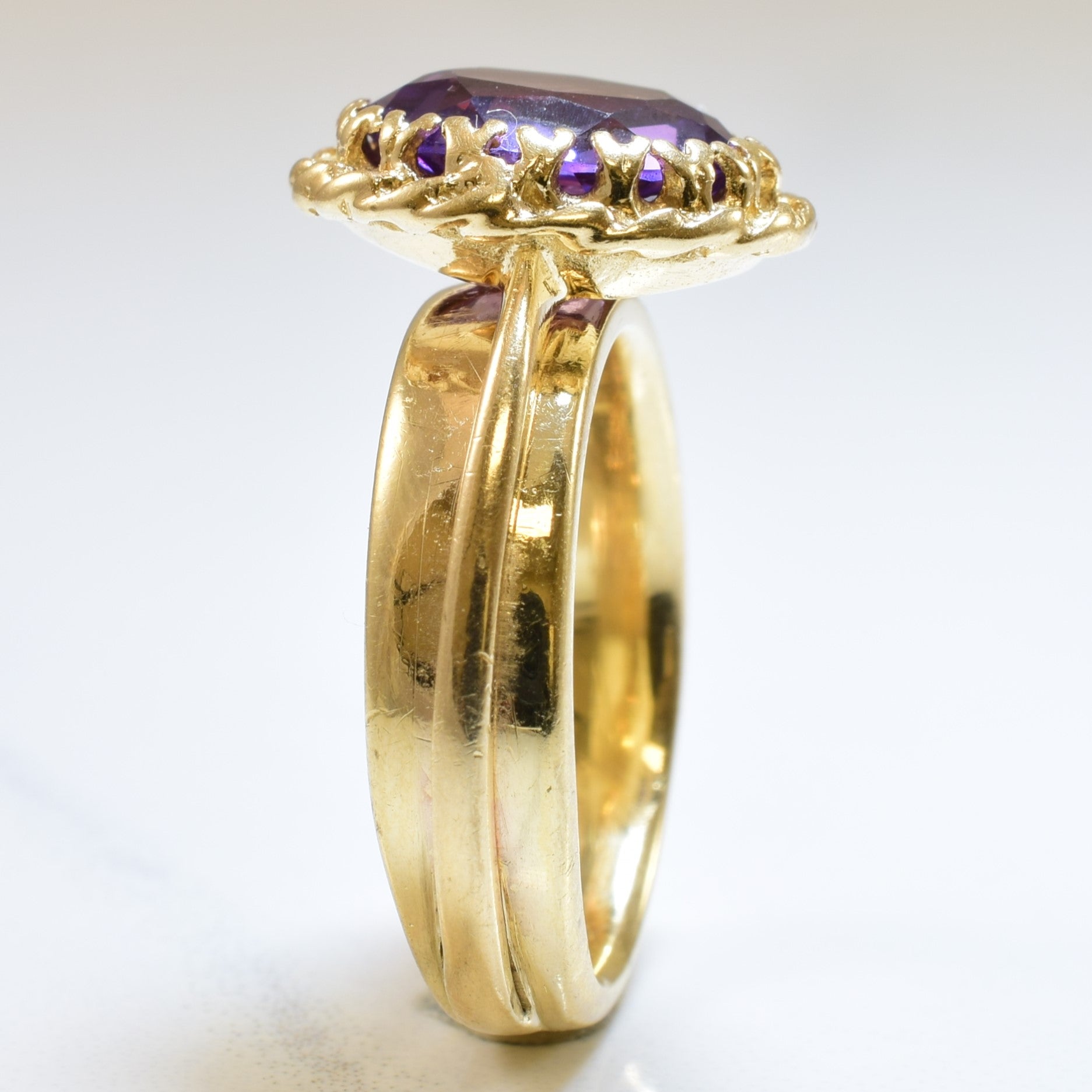 Colour Changing Synthetic Sapphire Ring | 3.25ct | SZ 4.75 |