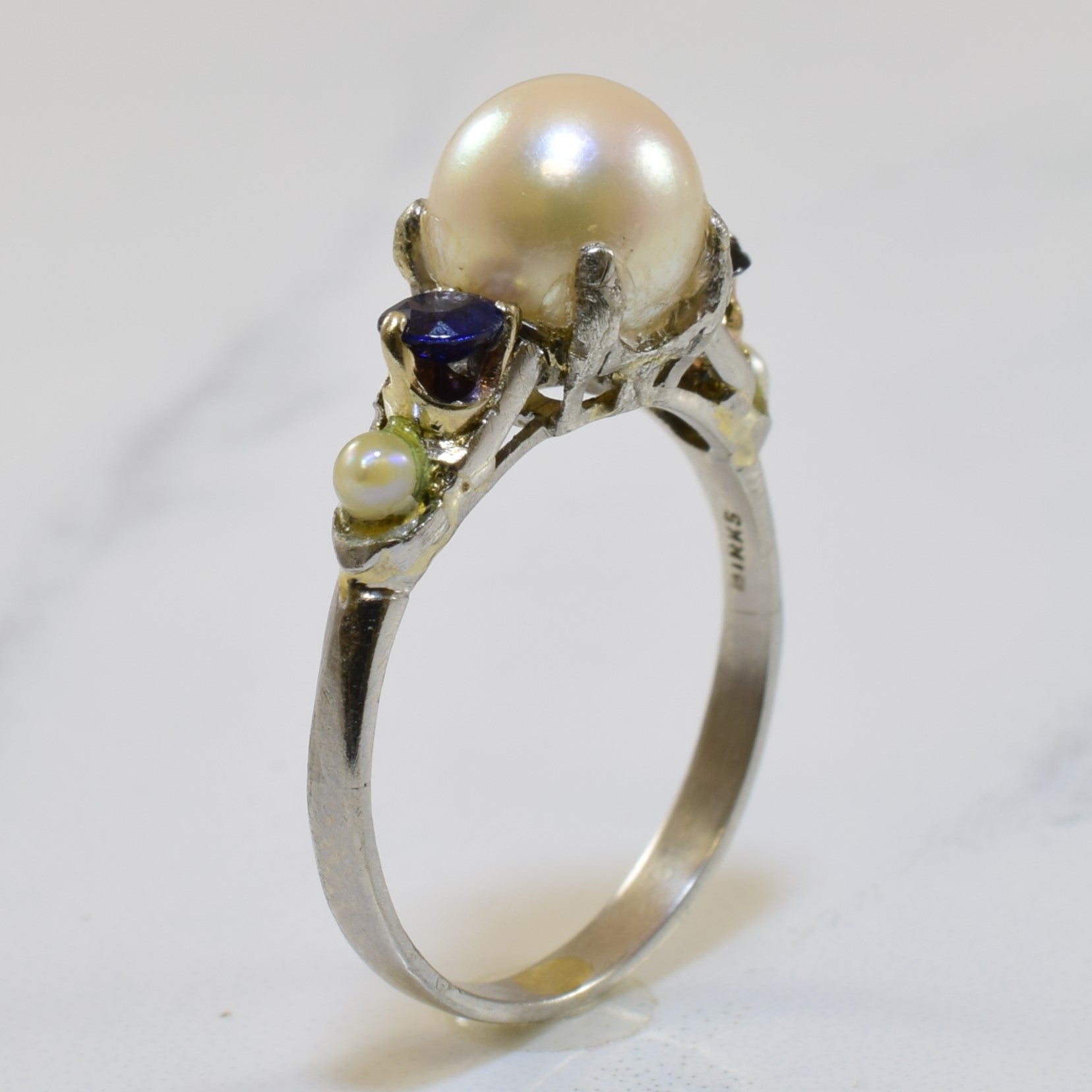 Pearl & Blue Sapphire Cathedral Ring | 7.50ctw | SZ 5 |