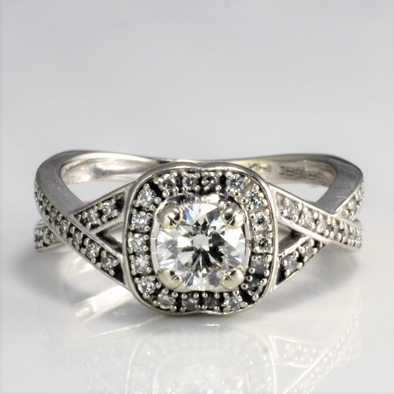 Halo Diamond Engagement Ring | 0.80 ctw, SZ 7.25 | SI2, I |