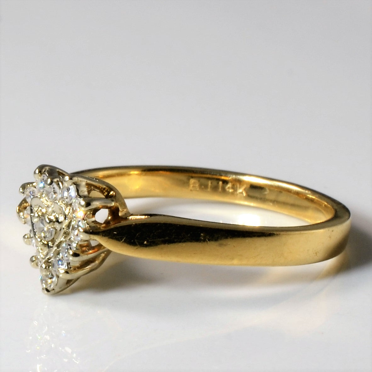 Diamond Heart Cluster Ring | 0.075ctw | SZ 6.5 |
