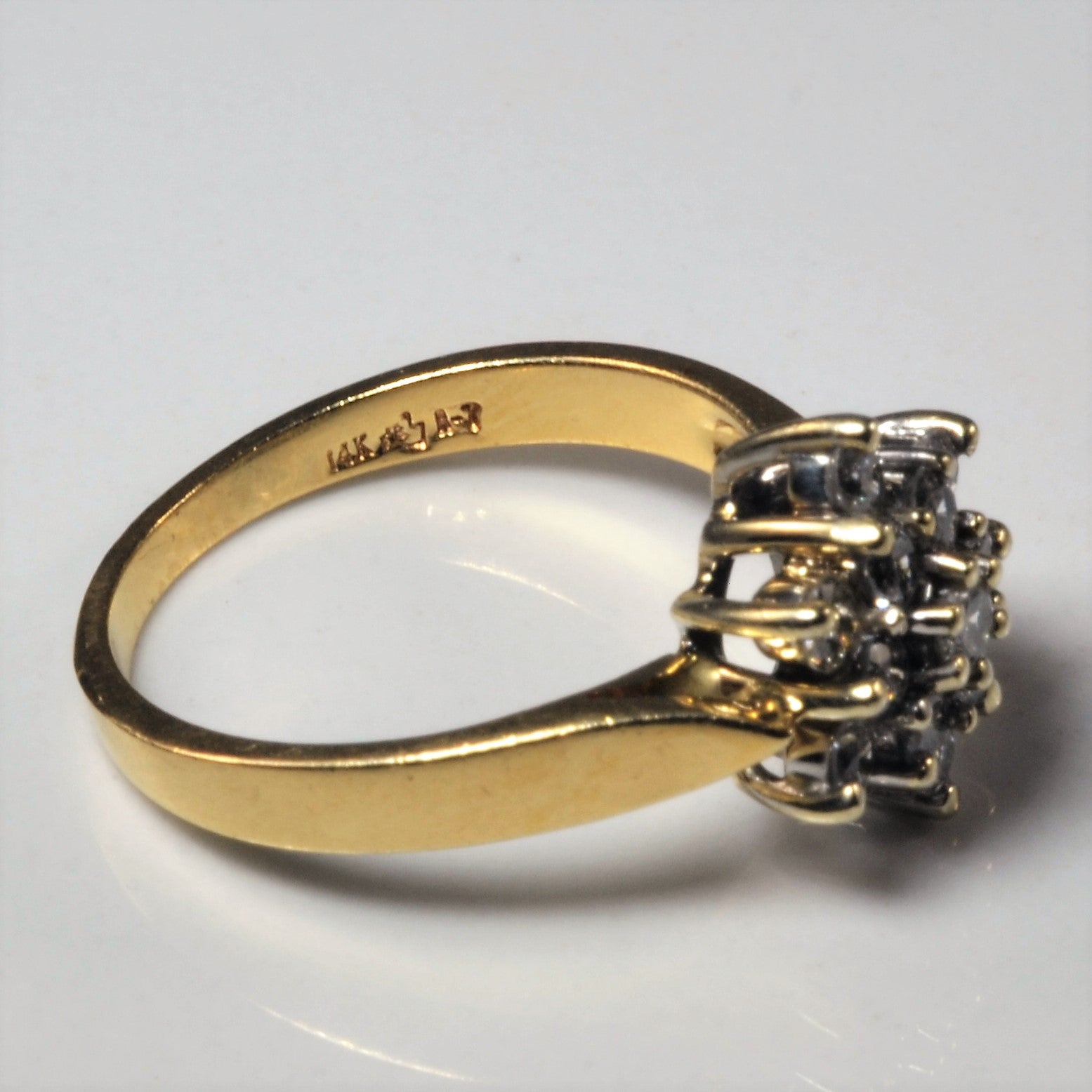 Diamond Cluster Burst Ring | 0.52ctw | SZ 6.25 |