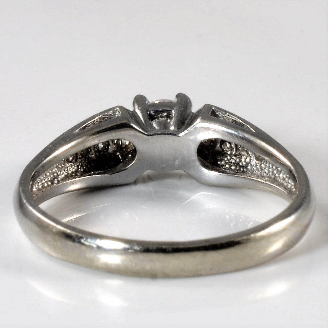 Tapered Channel Diamond Engagement Ring | 0.26ctw | SZ 6.75 |