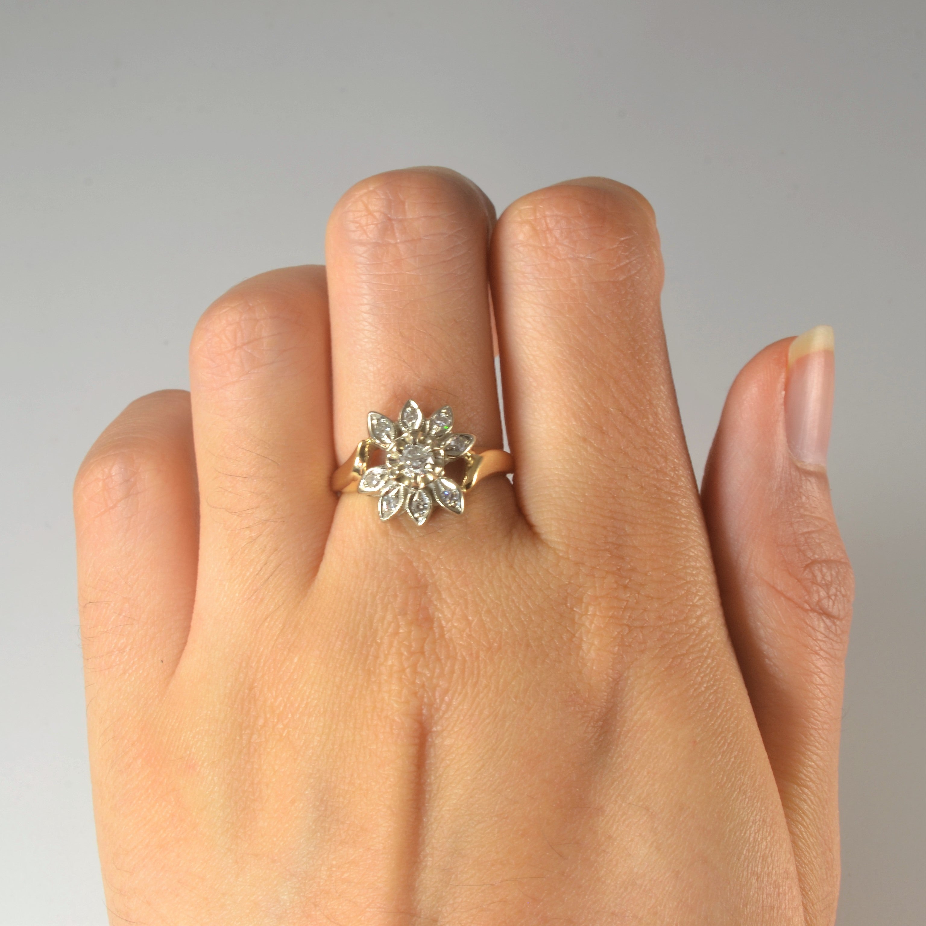 Diamond Flower Ring | 0.36ctw | SZ 6.75 |