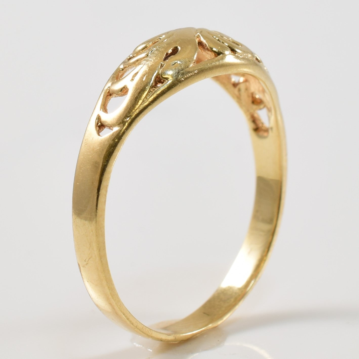 Yellow Gold Filigree Dome Ring | SZ 6.75 |