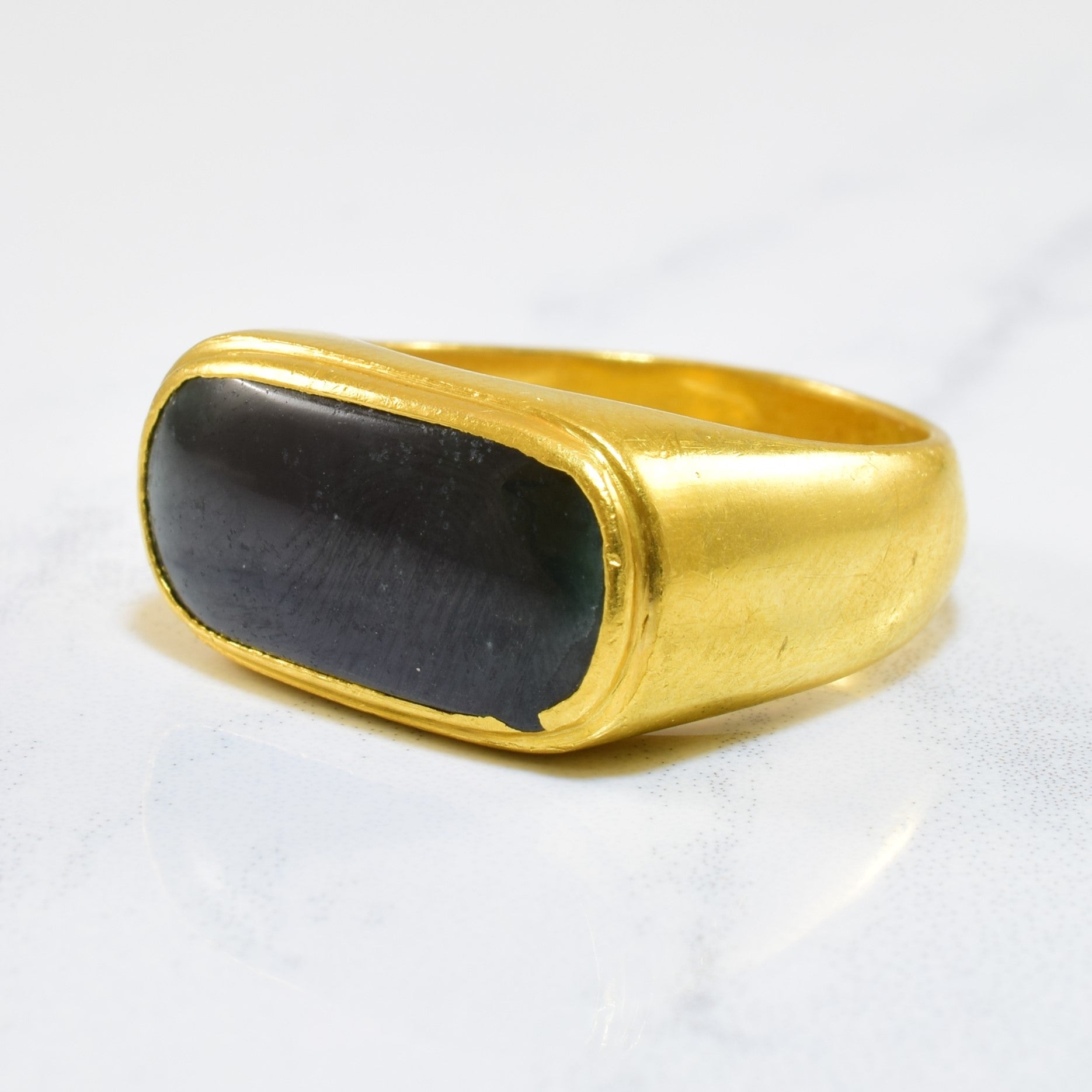 Oval Jadeite Gold Ring | 3.00ct | SZ 9.75 |