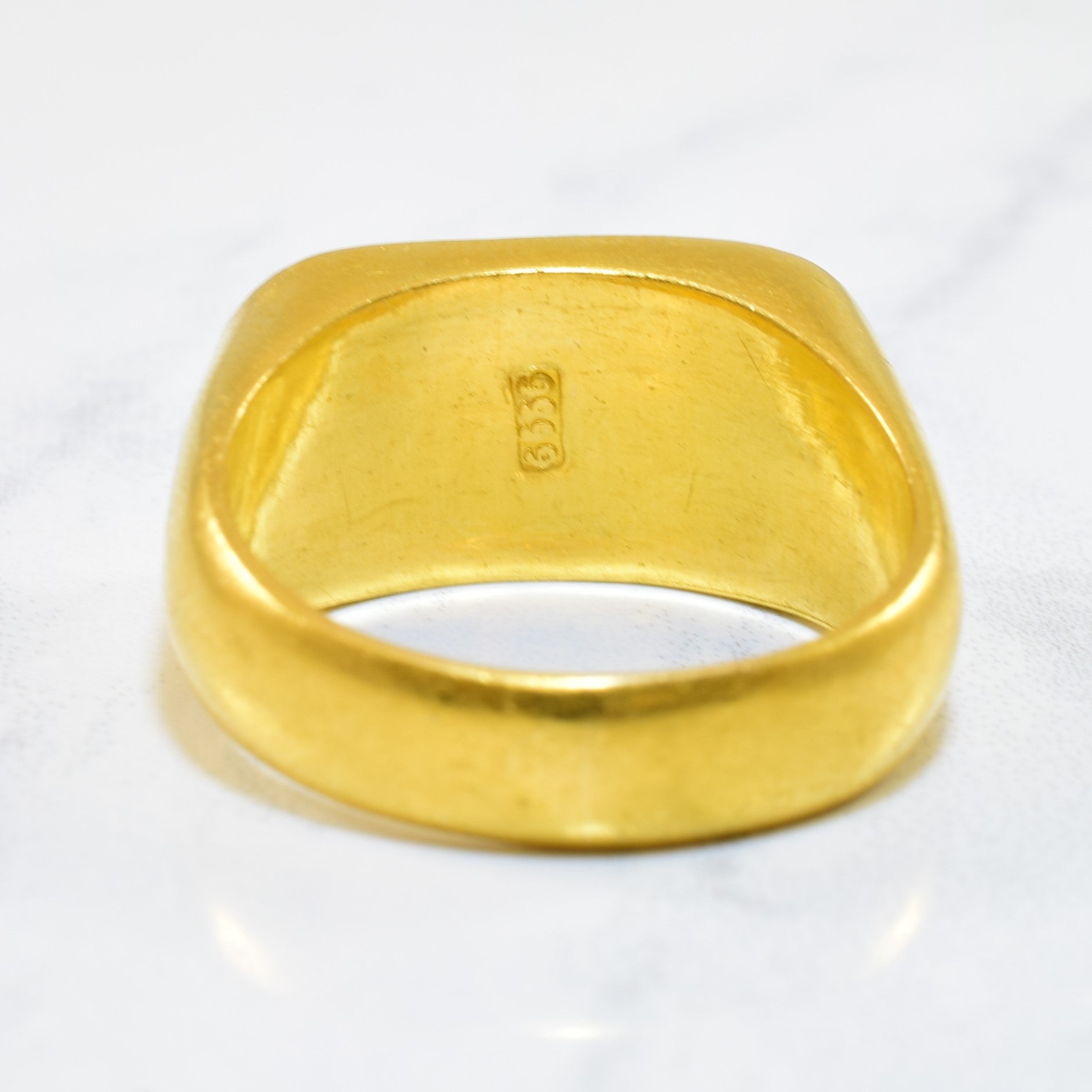 Oval Jadeite Gold Ring | 3.00ct | SZ 9.75 |